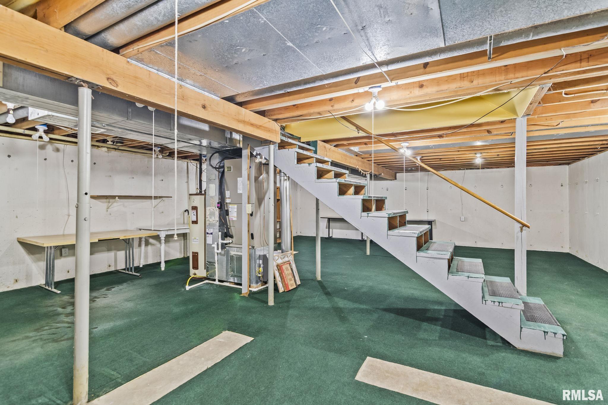 1 ROOSEVELT Road
