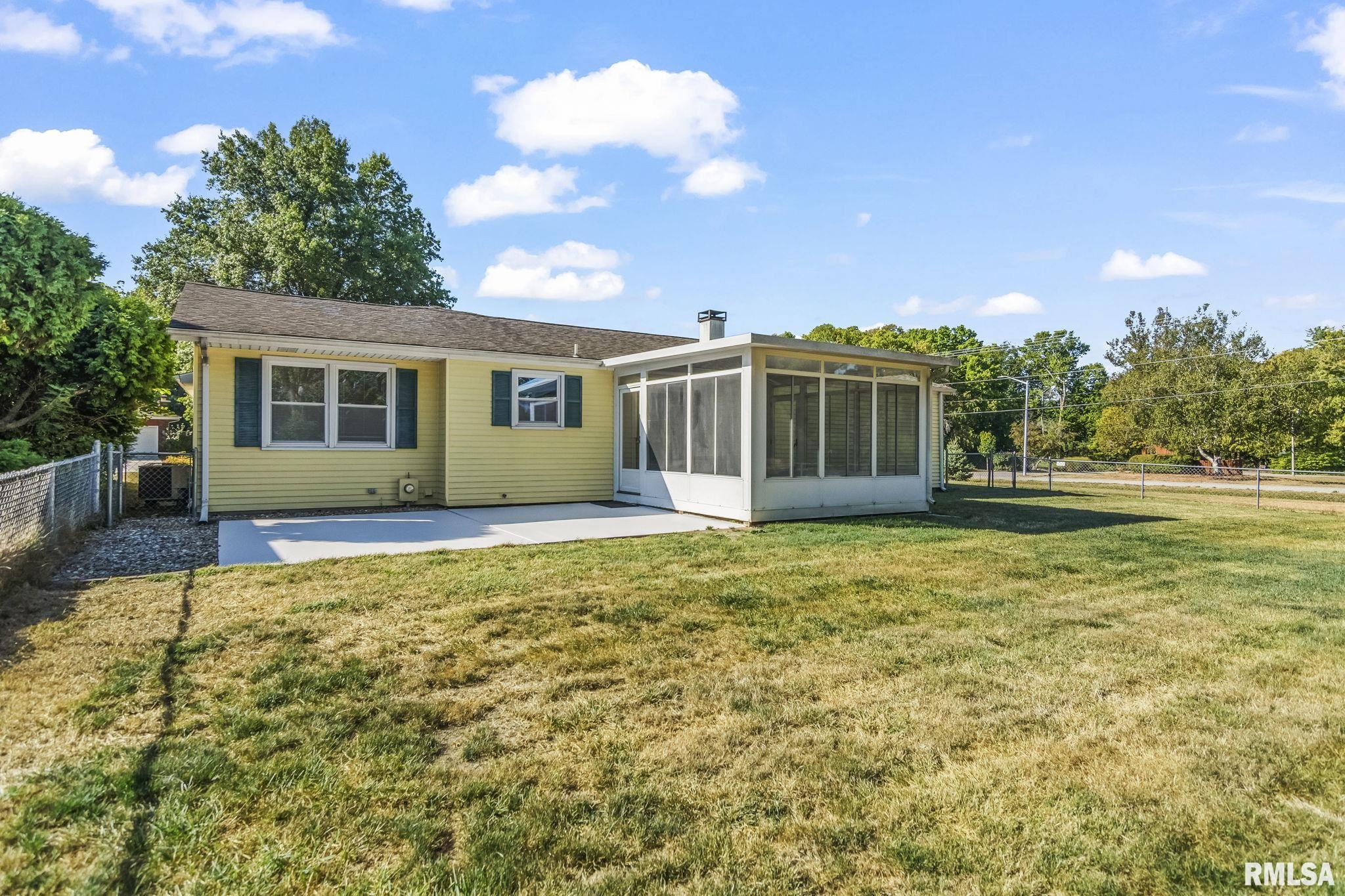 1 ROOSEVELT Road
