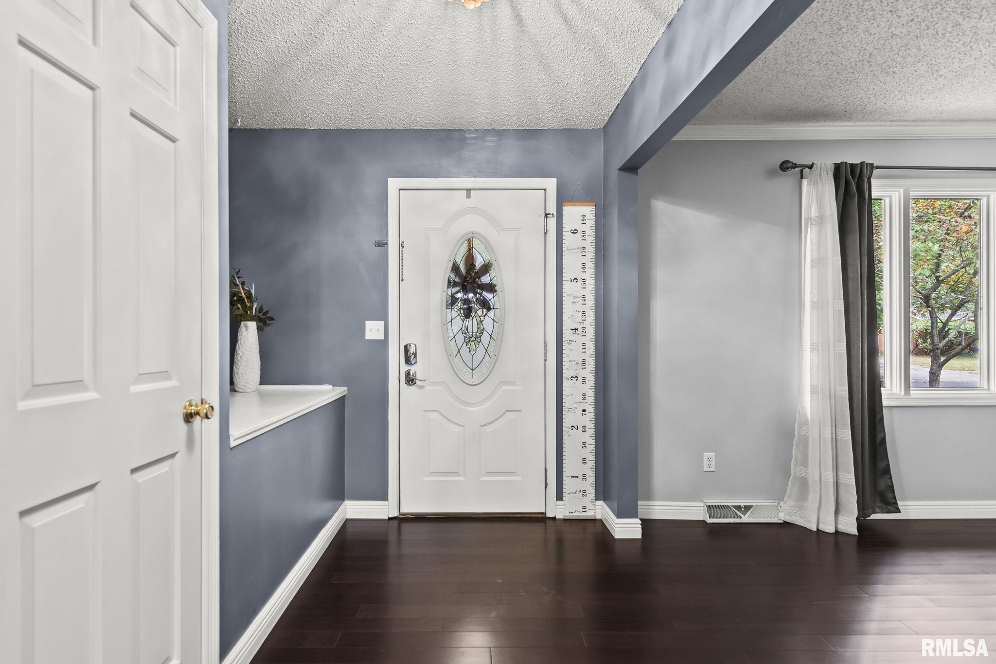 113 Tamarisk Drive