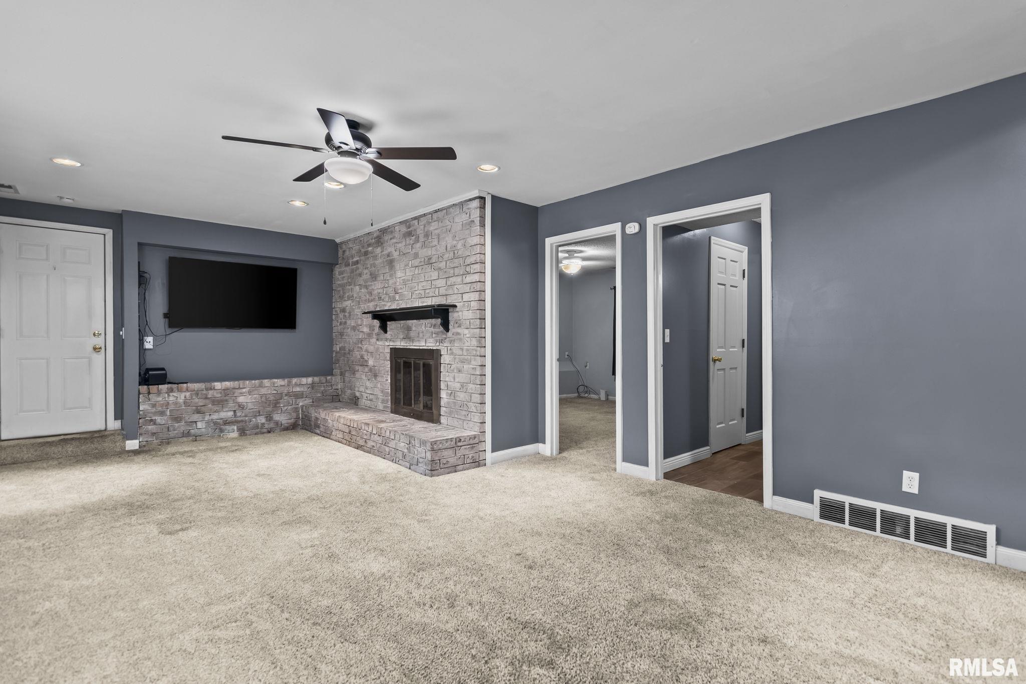 113 Tamarisk Drive