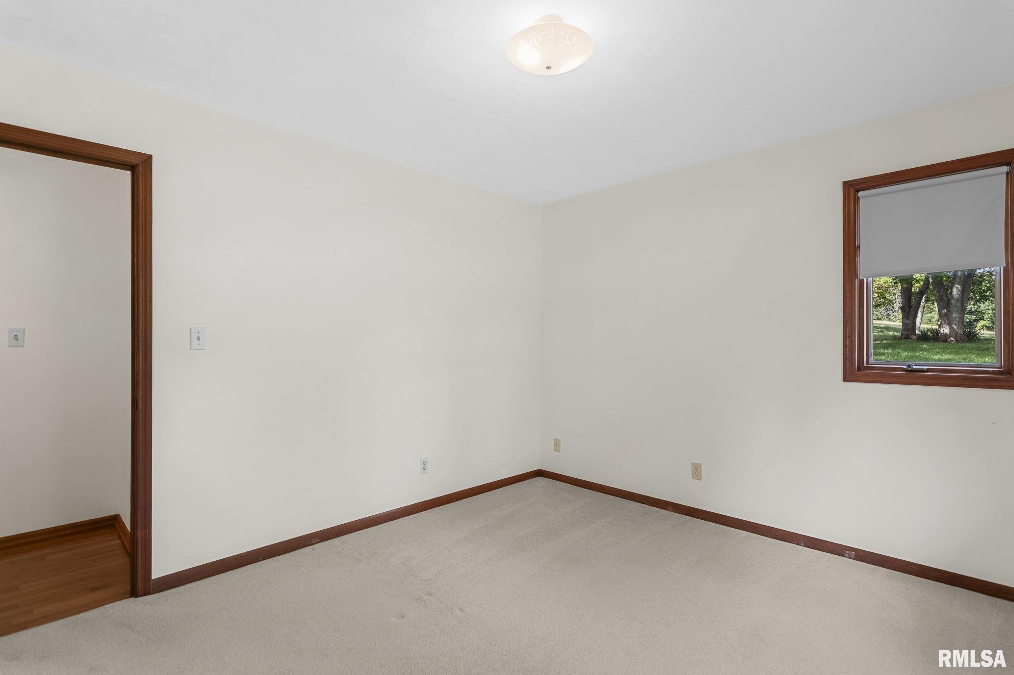 8476 Old Jacksonville Road