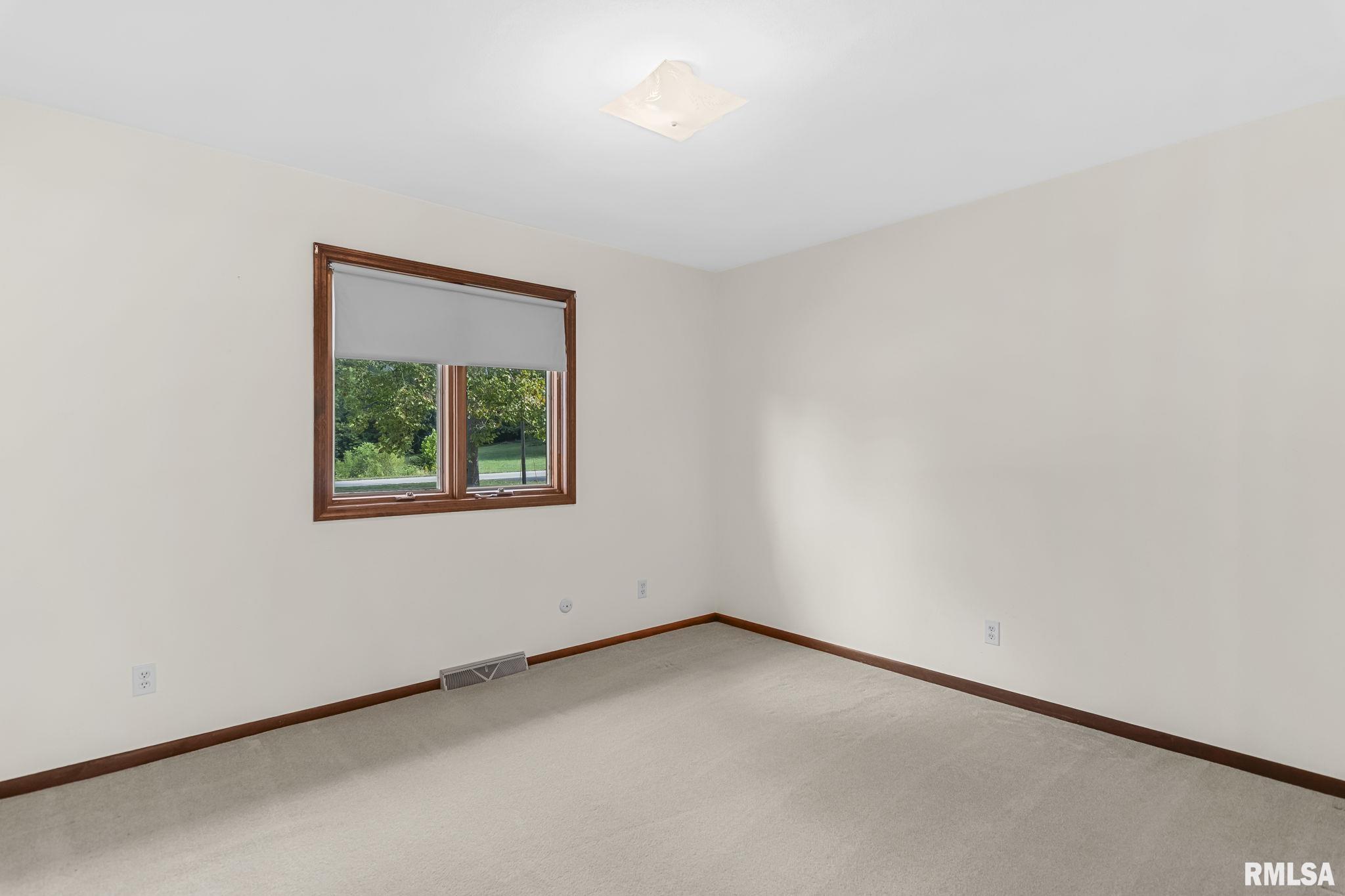 8476 Old Jacksonville Road