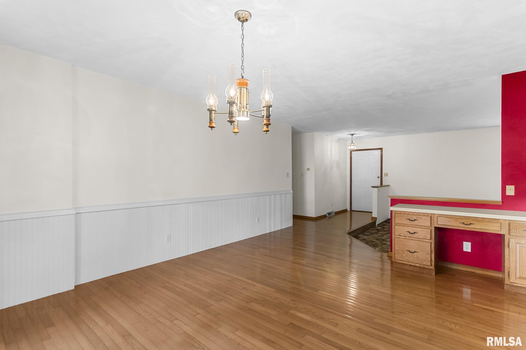 8476 Old Jacksonville Road