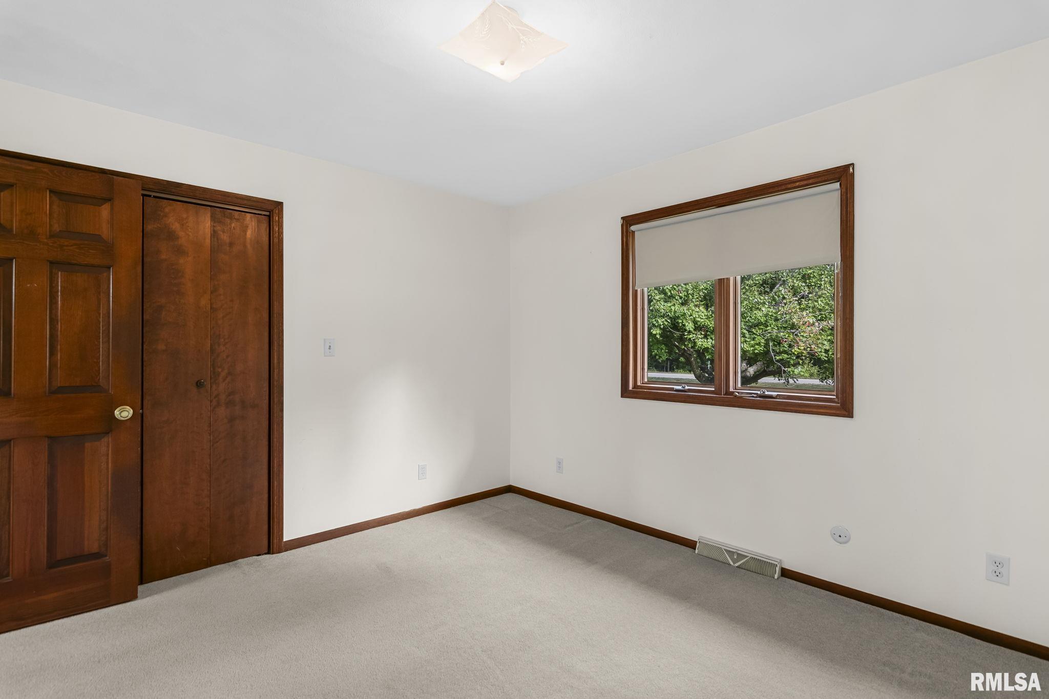 8476 Old Jacksonville Road