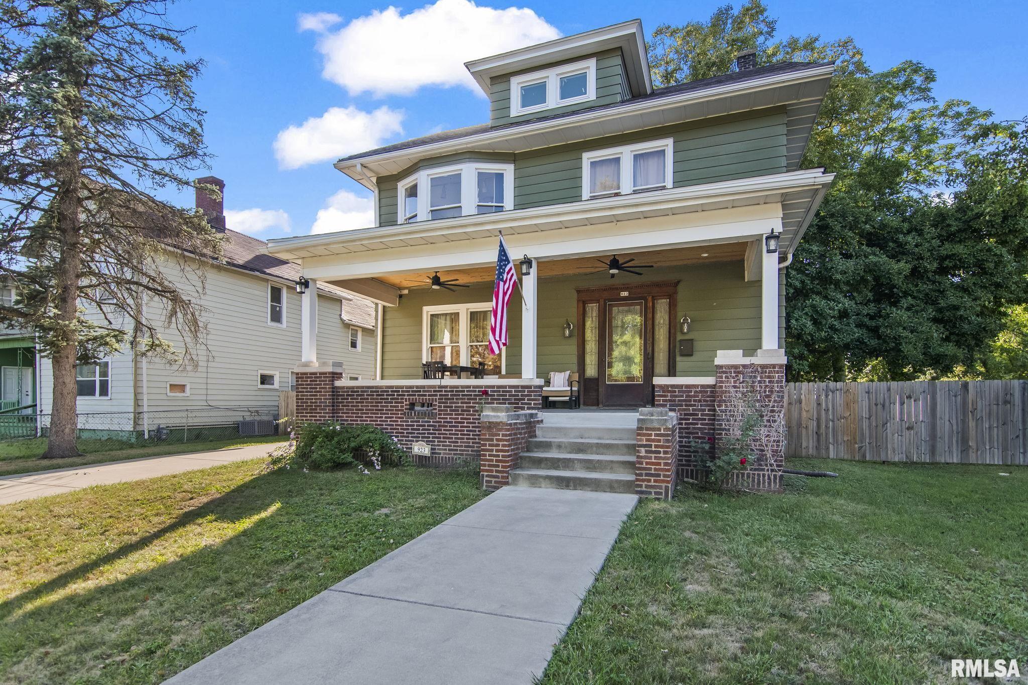923 N 5TH Street