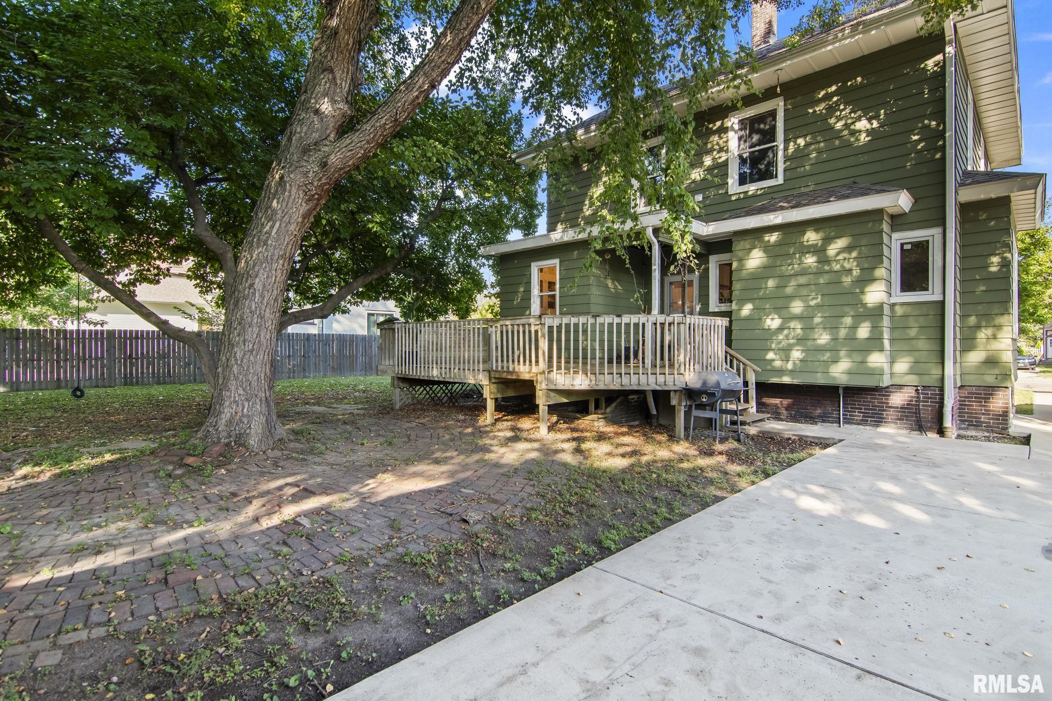 923 N 5TH Street