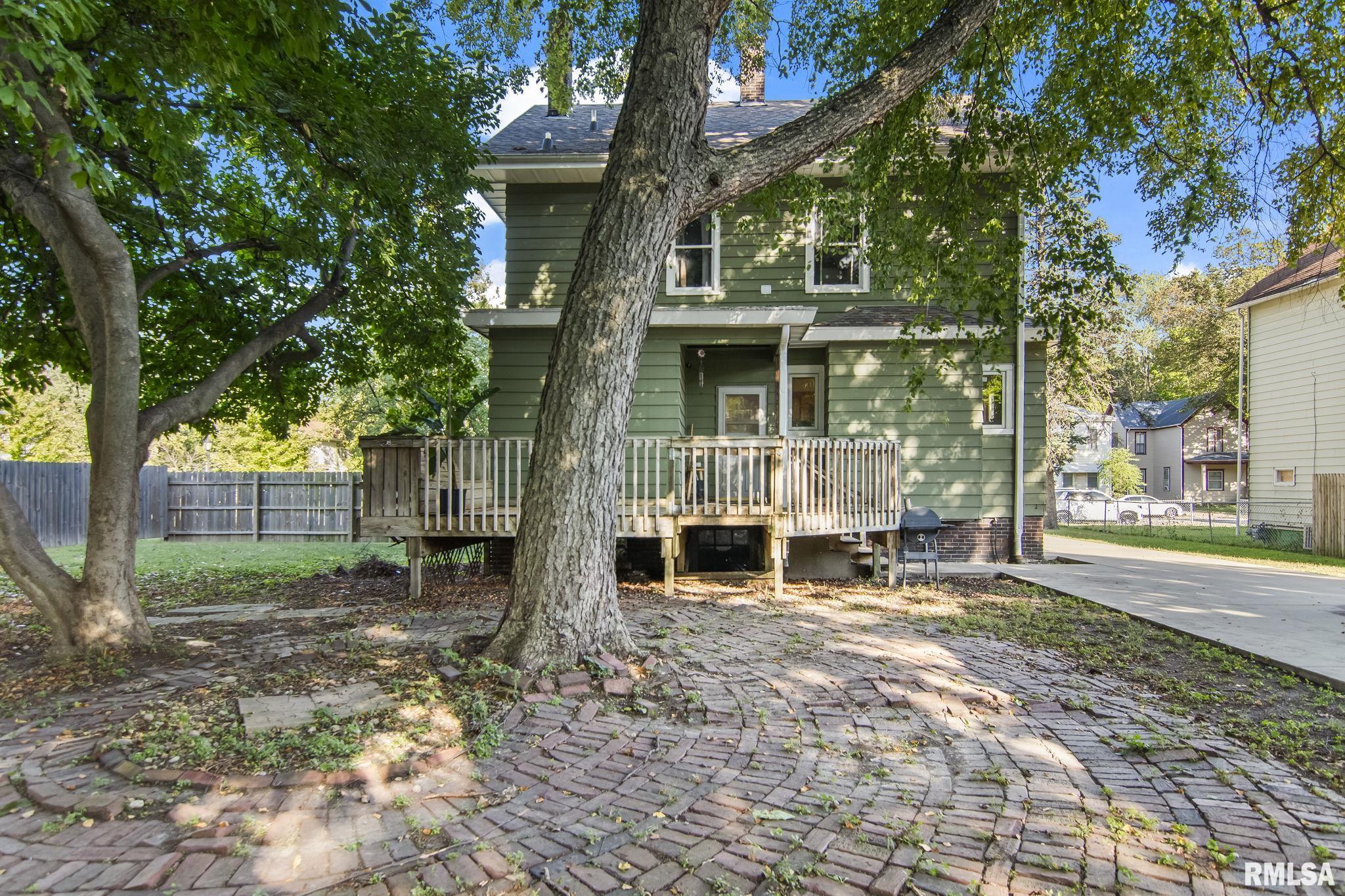 923 N 5TH Street