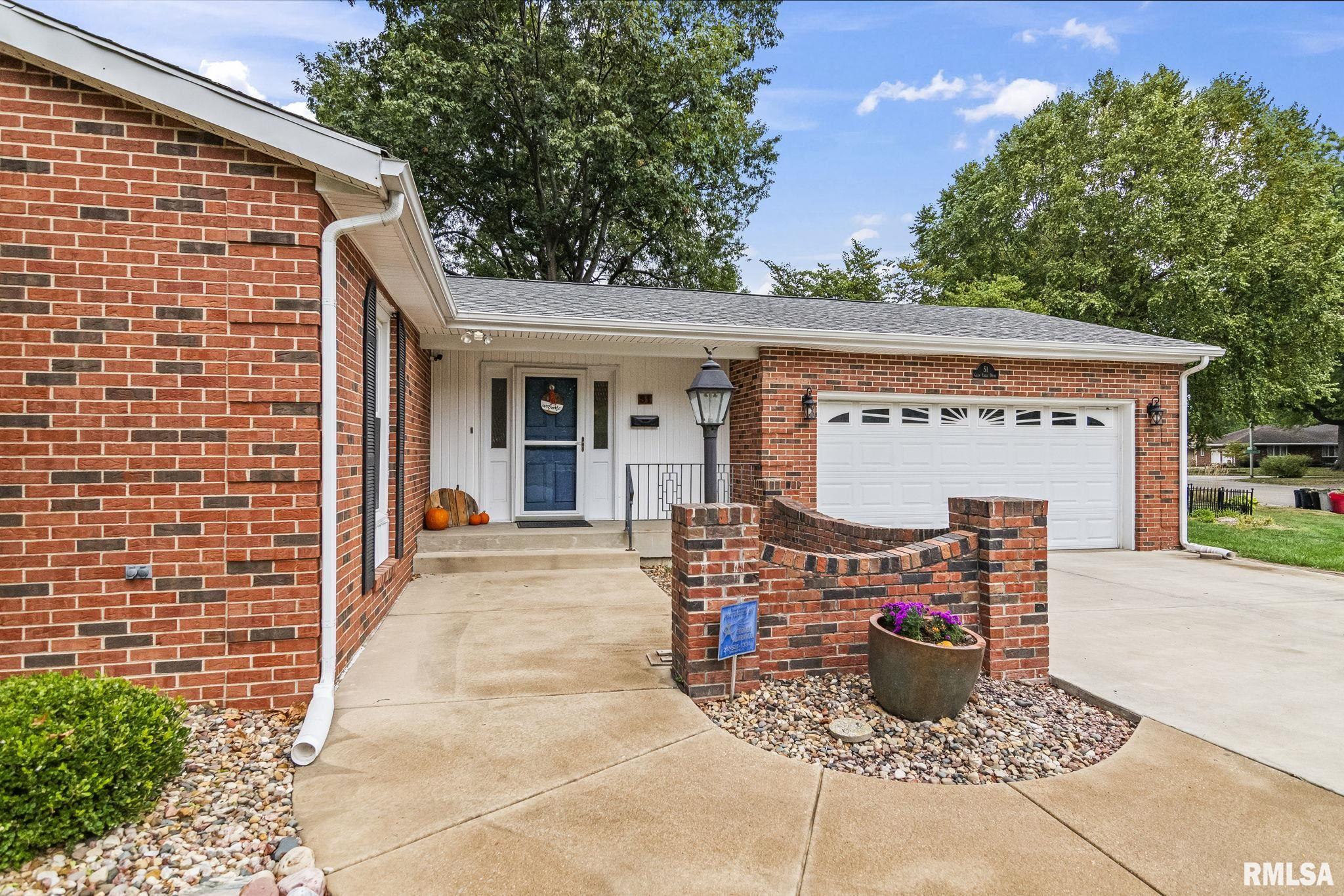 51 Glen Eagle Drive