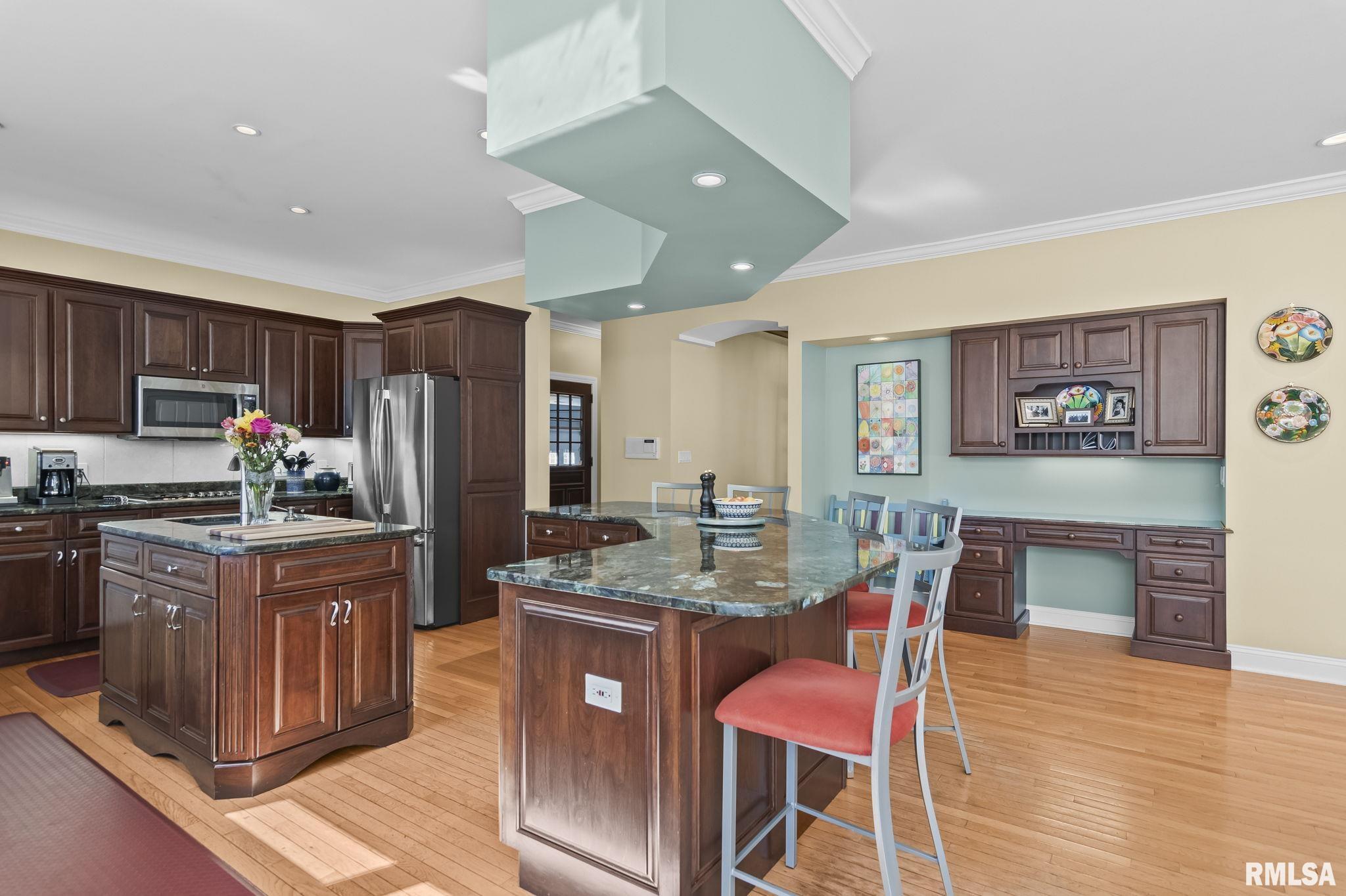 2212 Greenside Drive