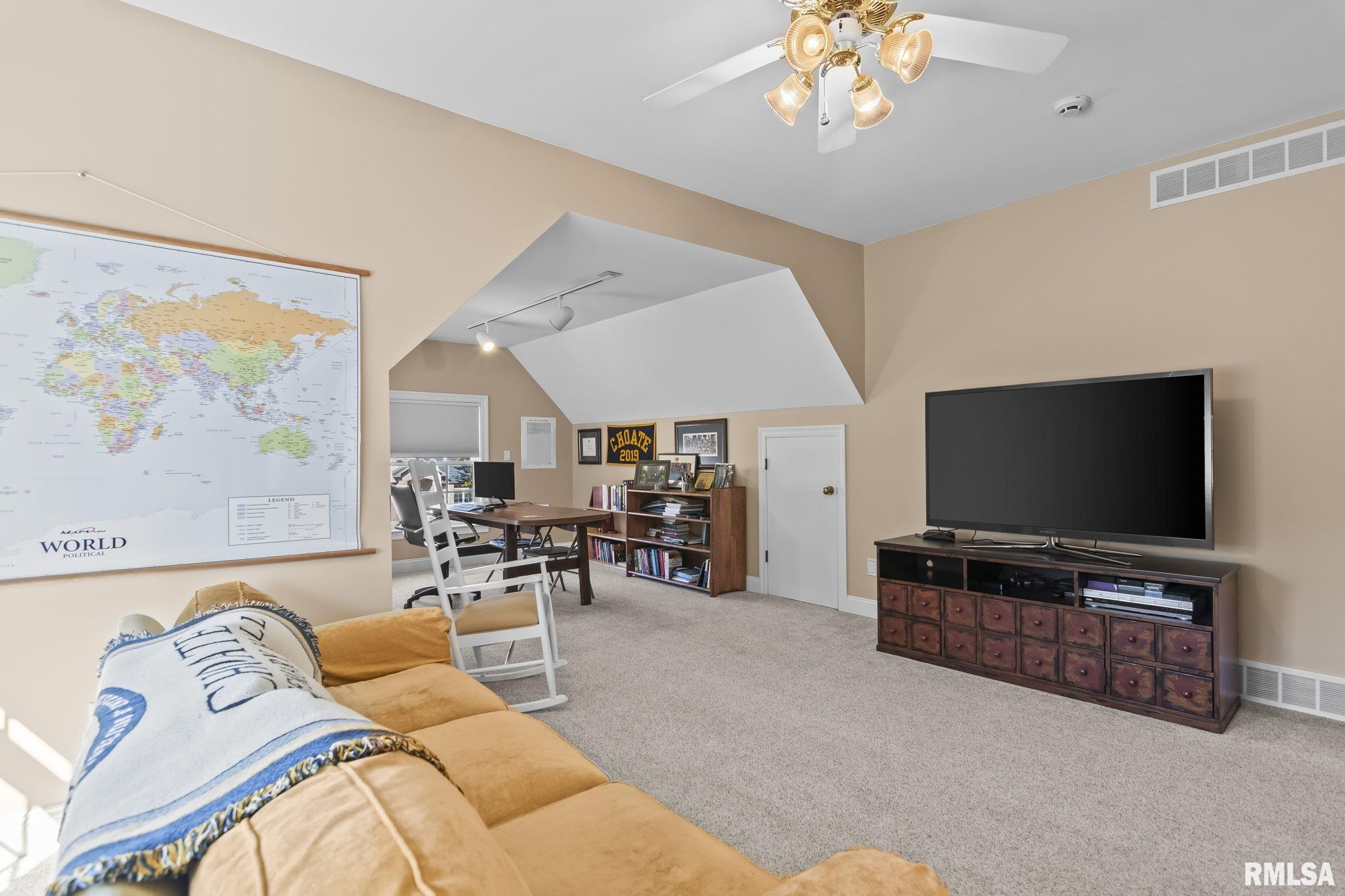 2212 Greenside Drive