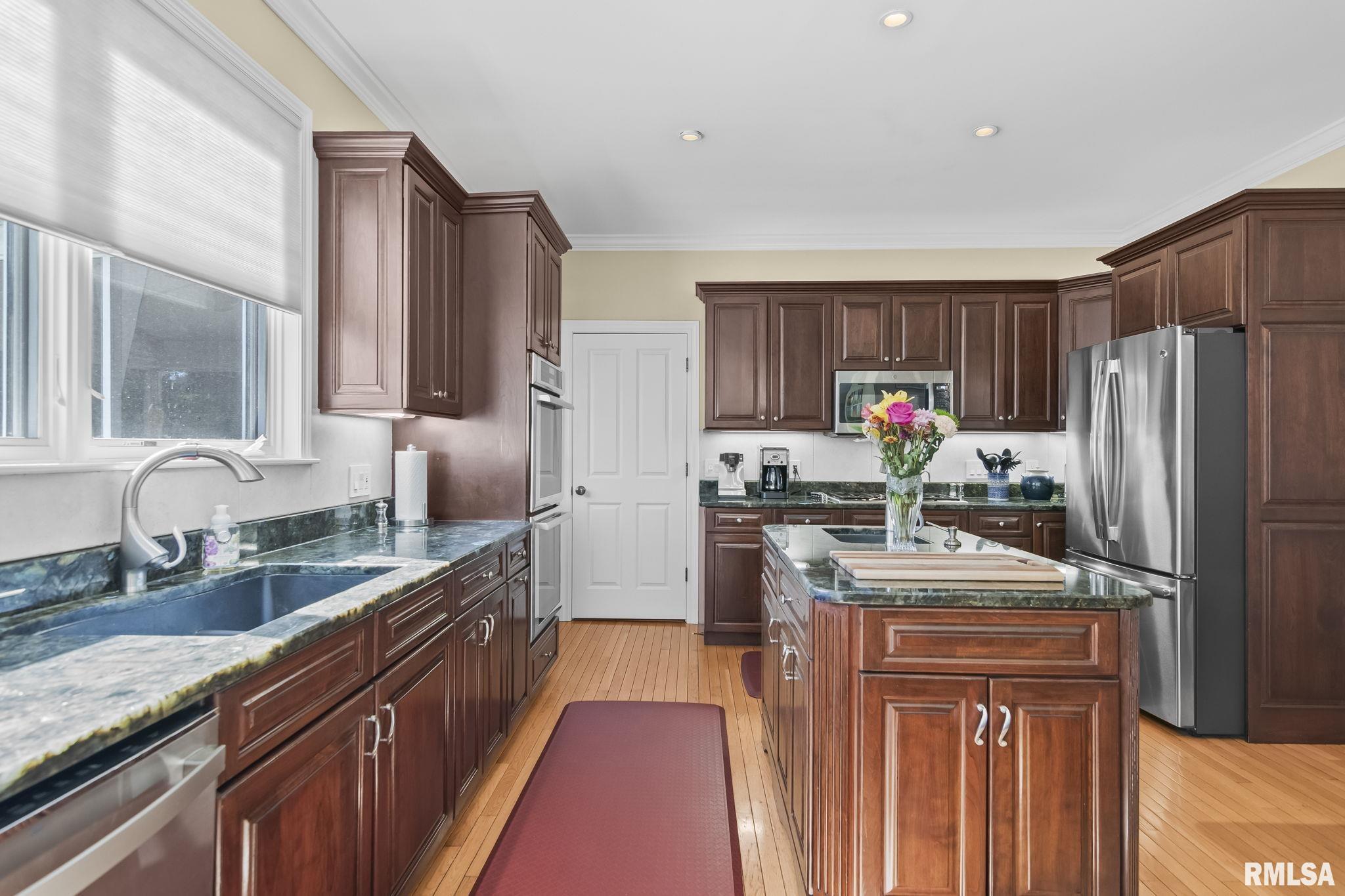 2212 Greenside Drive