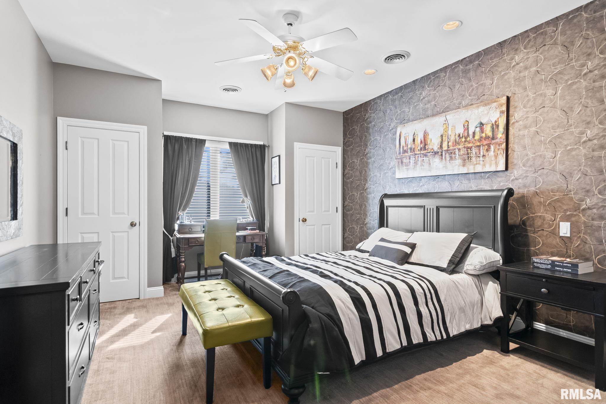 2212 Greenside Drive