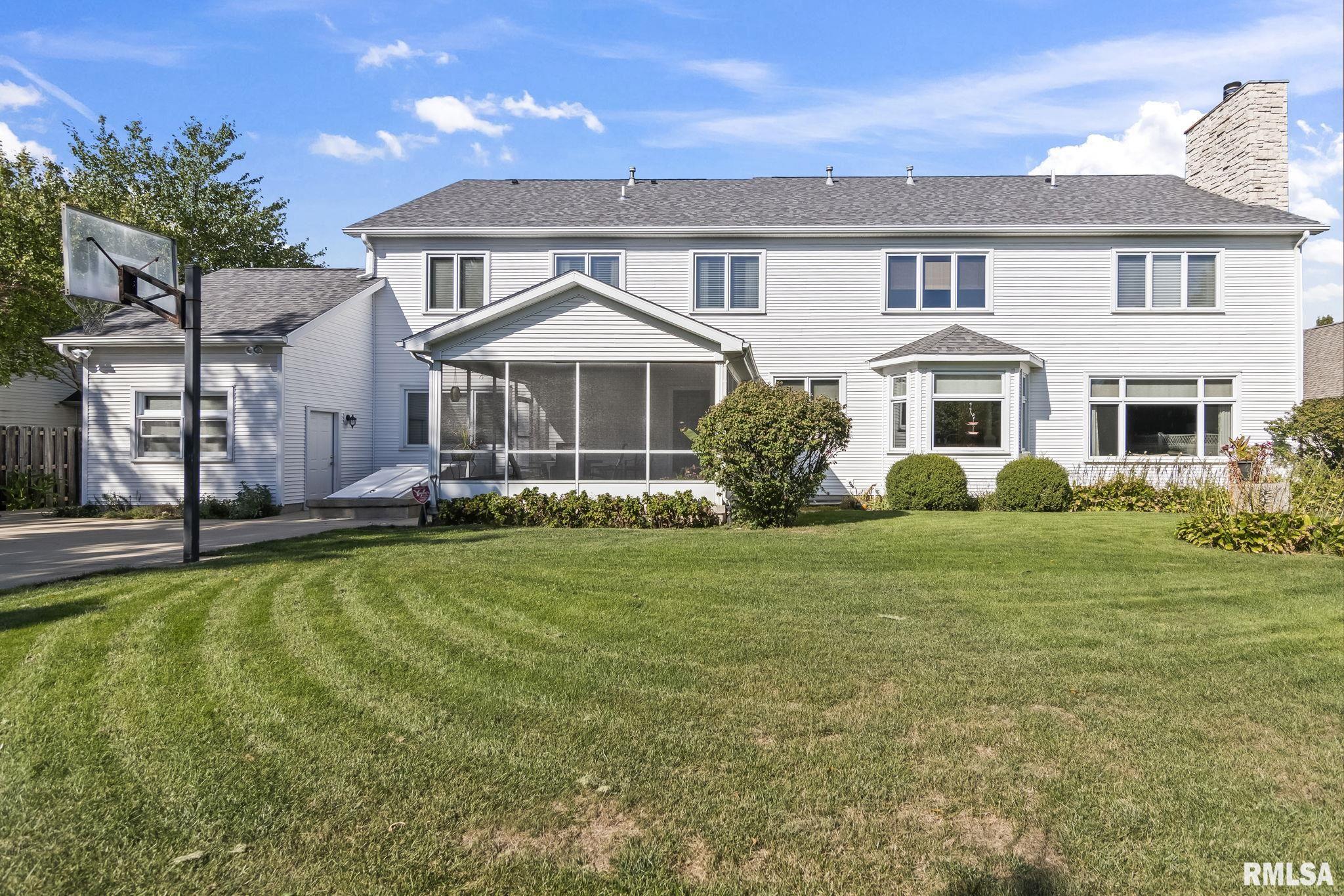 2212 Greenside Drive