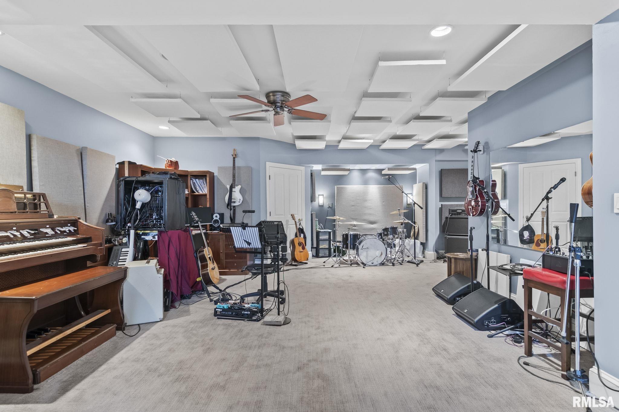 2212 Greenside Drive