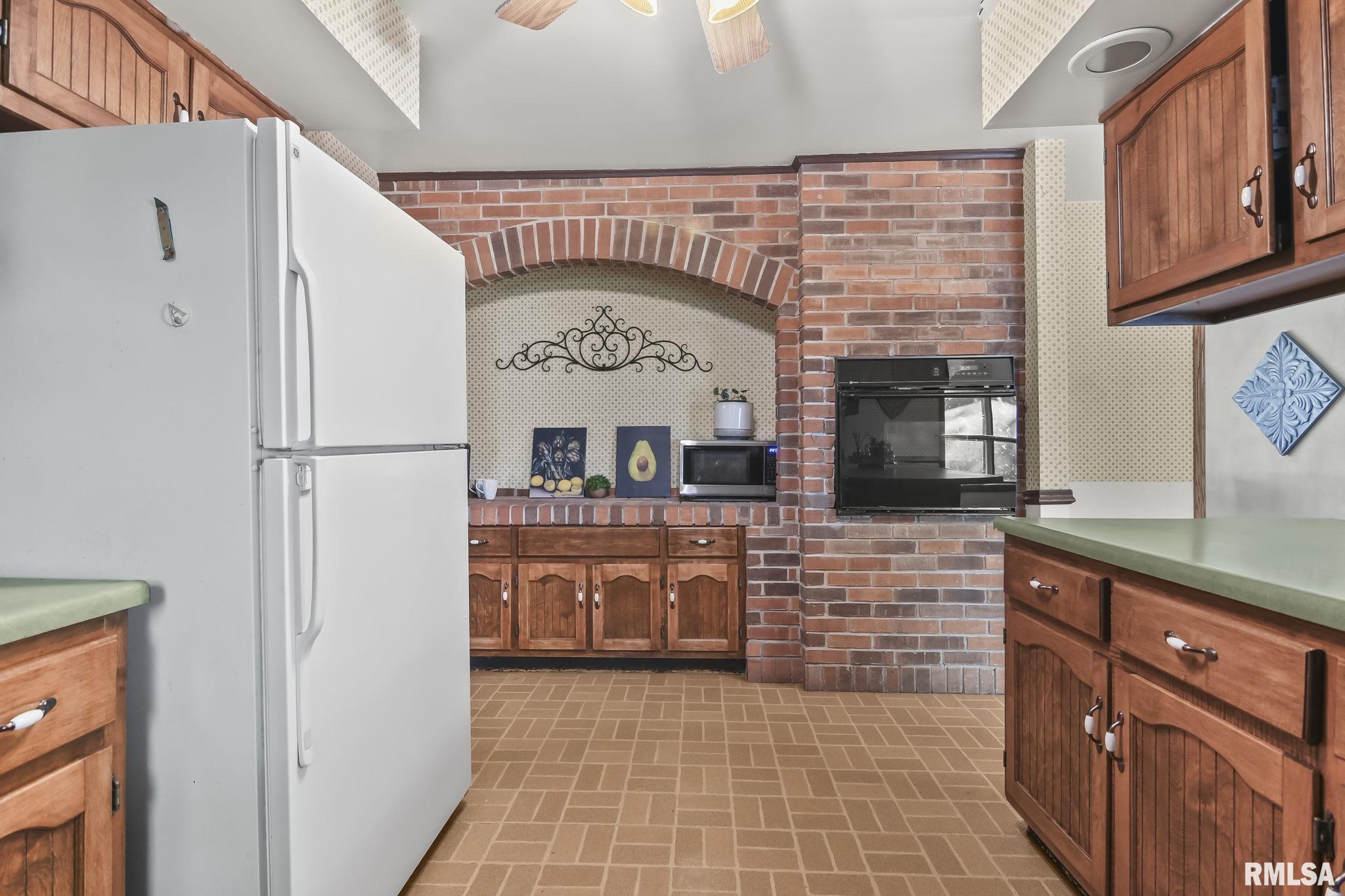 7919 Gooseberry Hill Drive