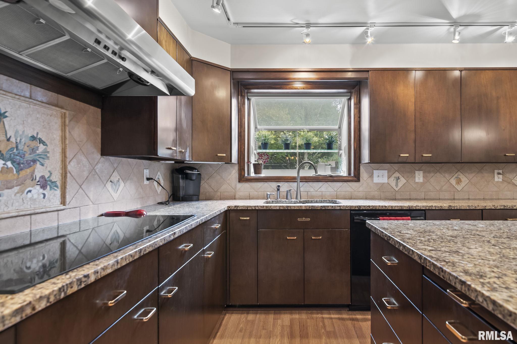 2316 S Willemore Avenue