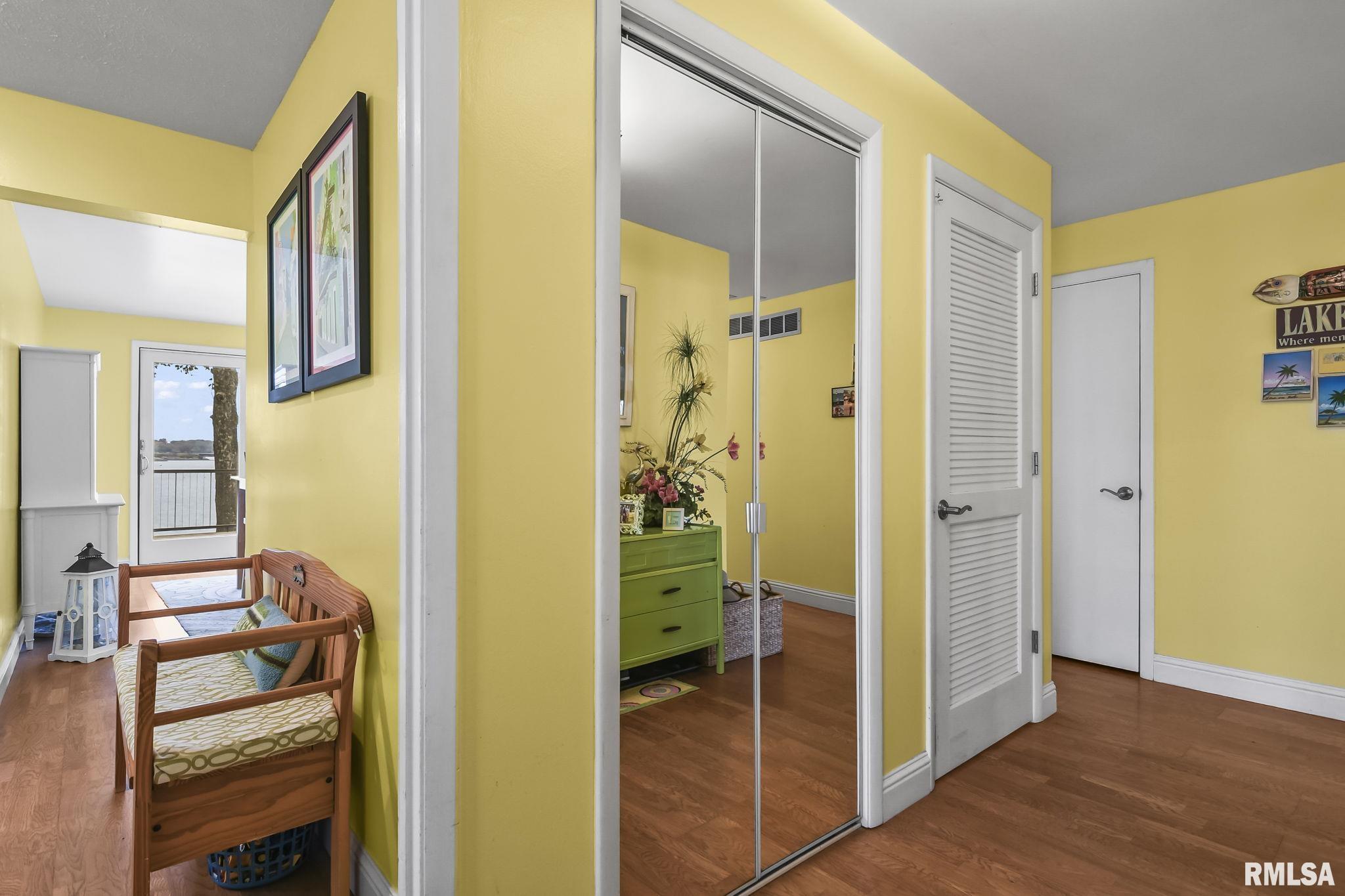 38 N Cotton Hill Lane