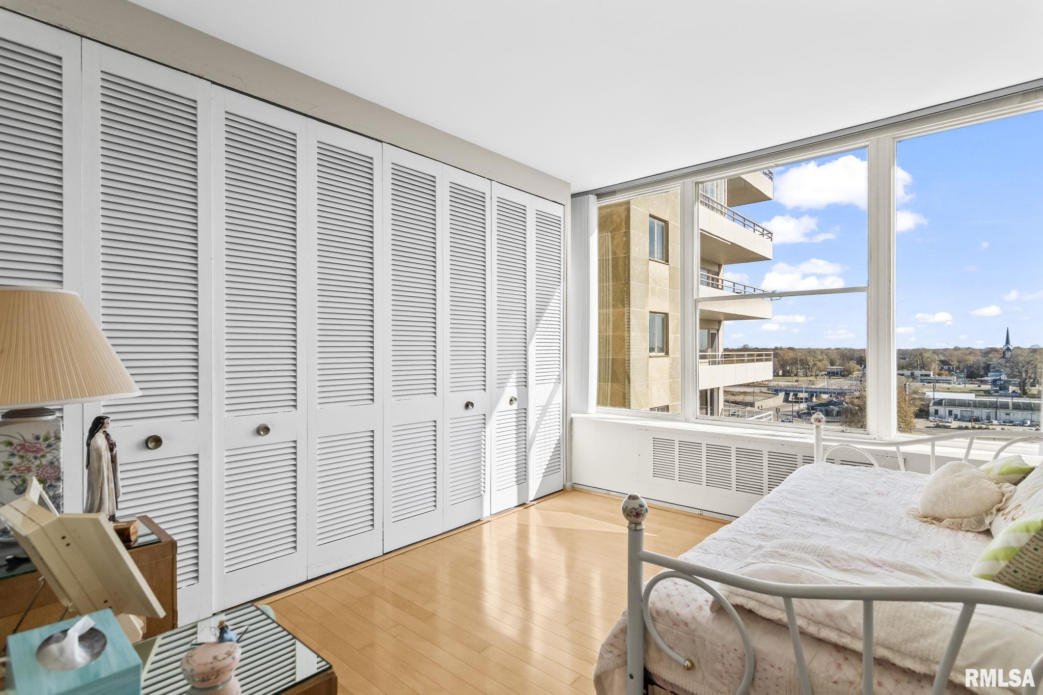 718 S 7TH Street Unit: 1003