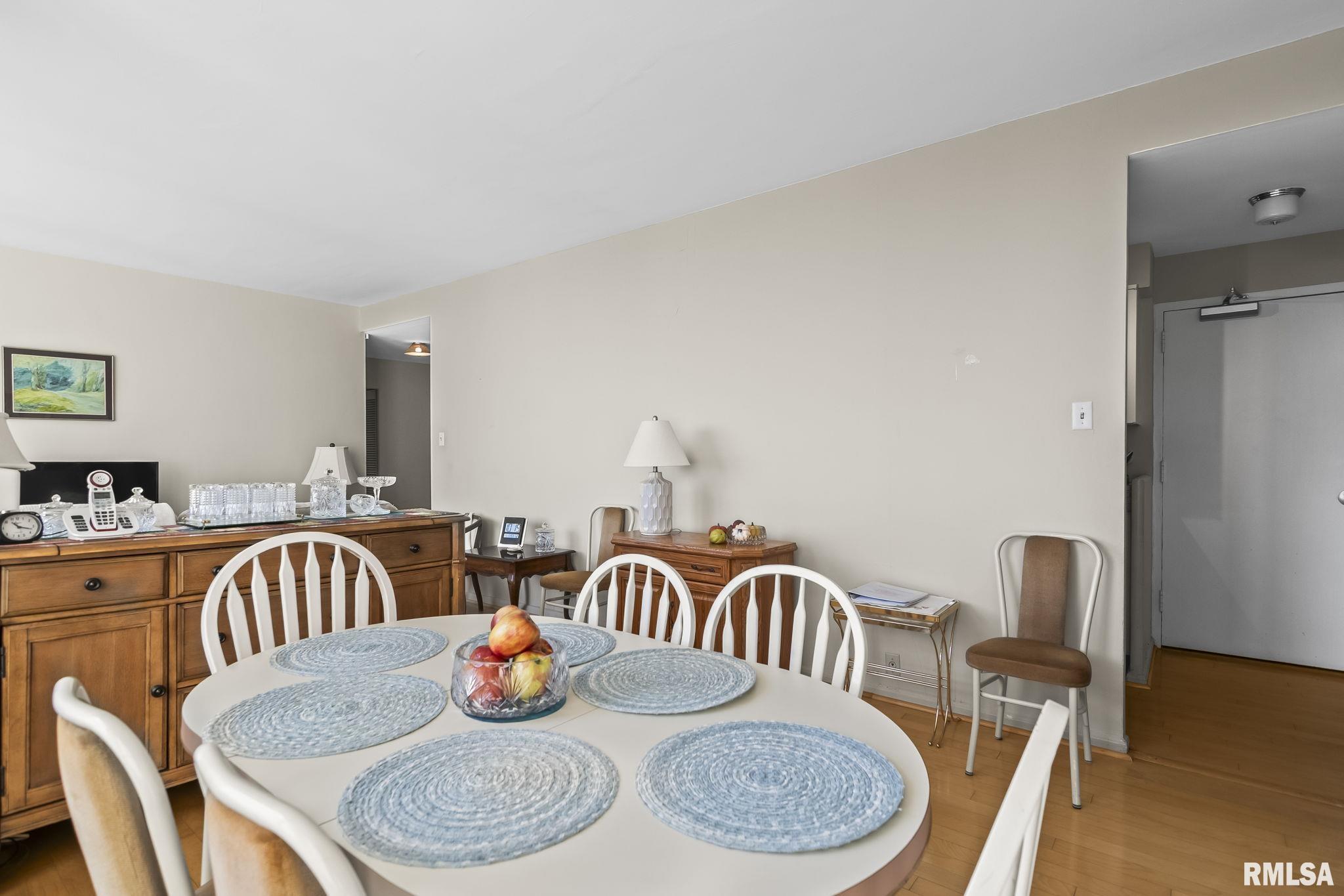 718 S 7TH Street Unit: 1003