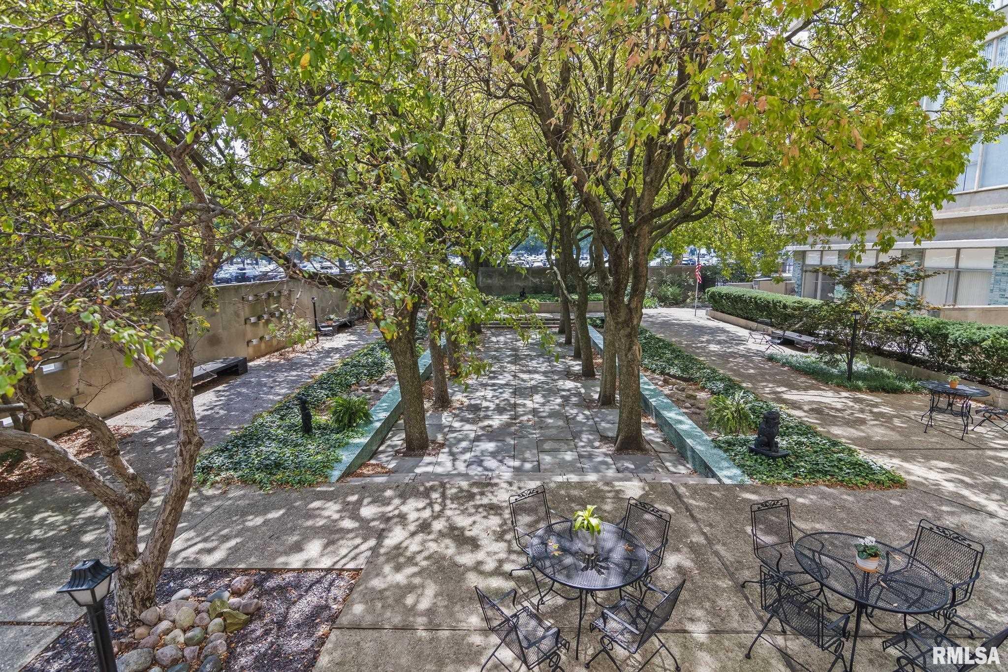 718 S 7TH Street Unit: 1003