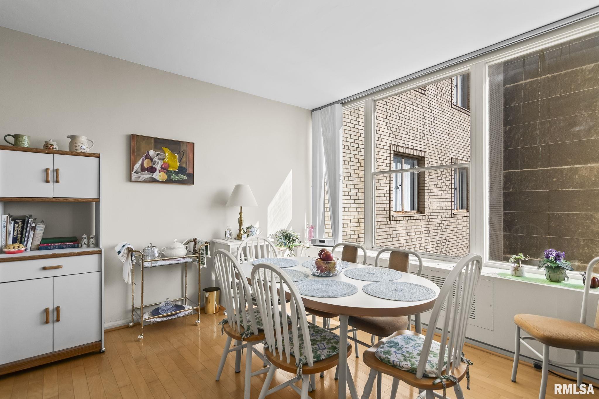 718 S 7TH Street Unit: 1003