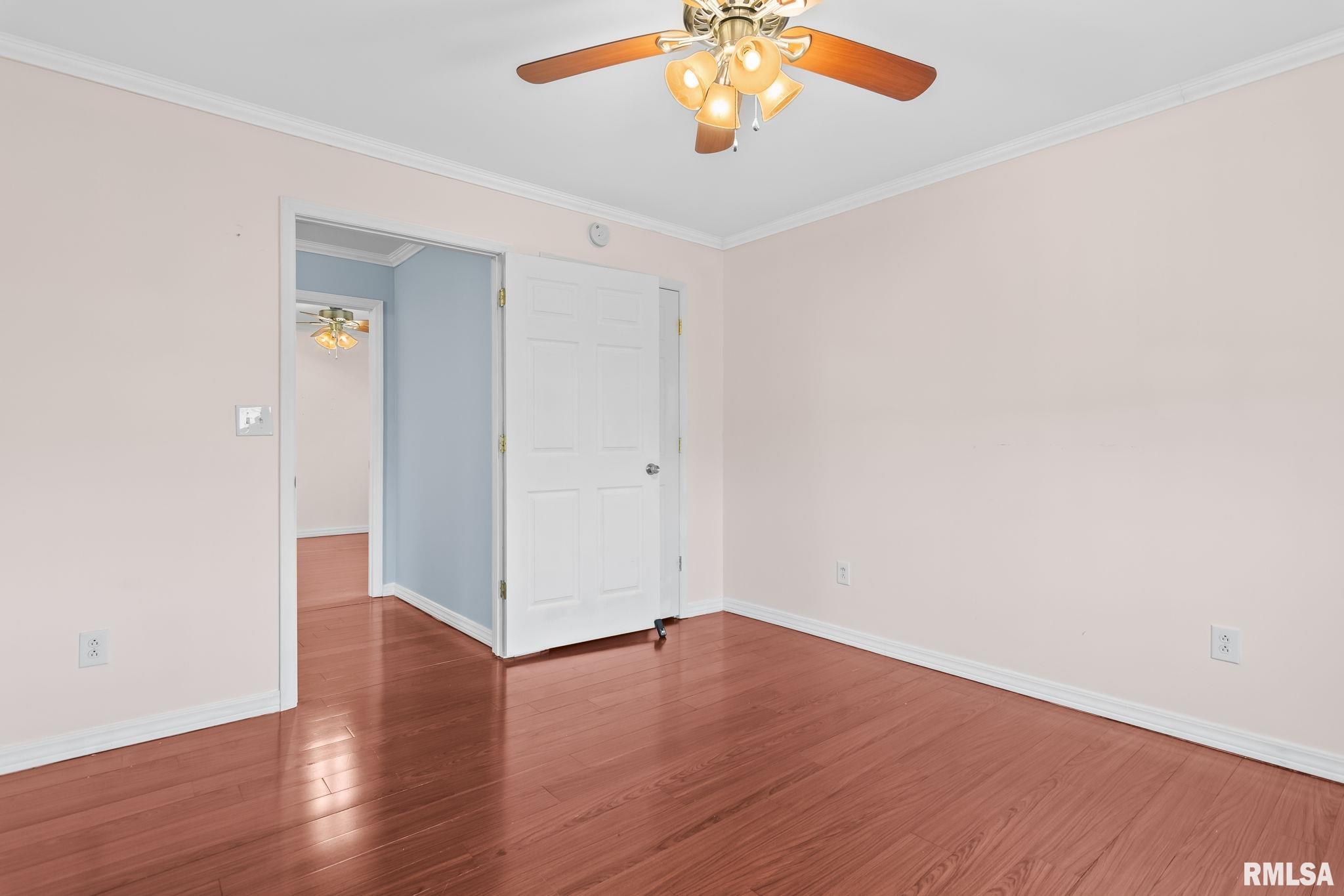 1536 N SPRINGFIELD Street