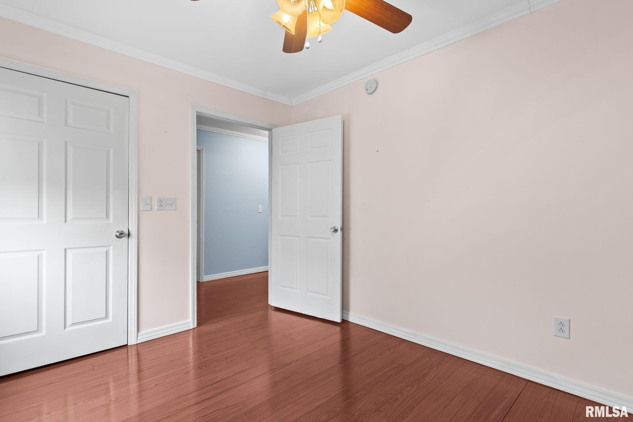 1536 N SPRINGFIELD Street