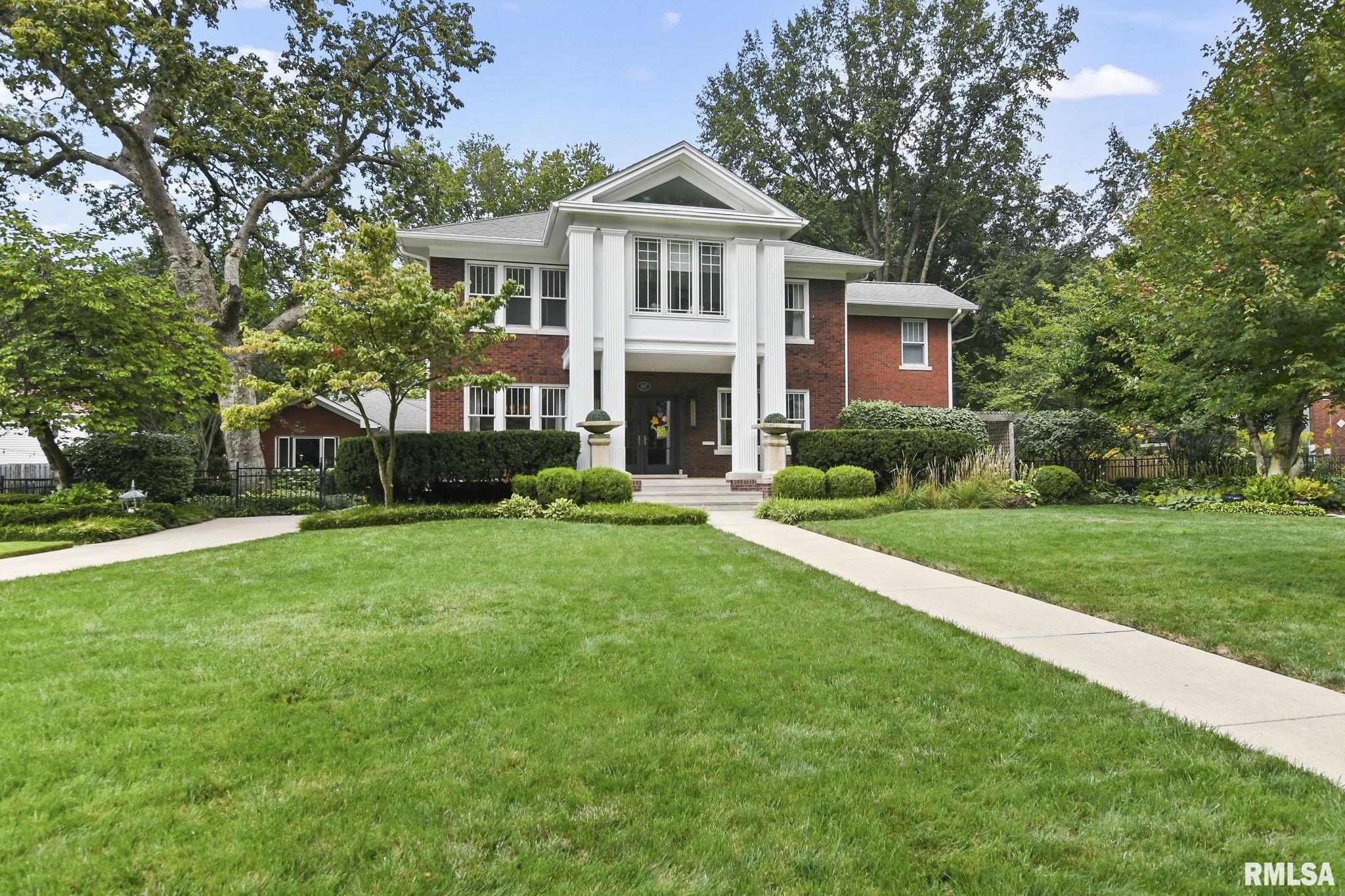 1037 WOODLAND Avenue