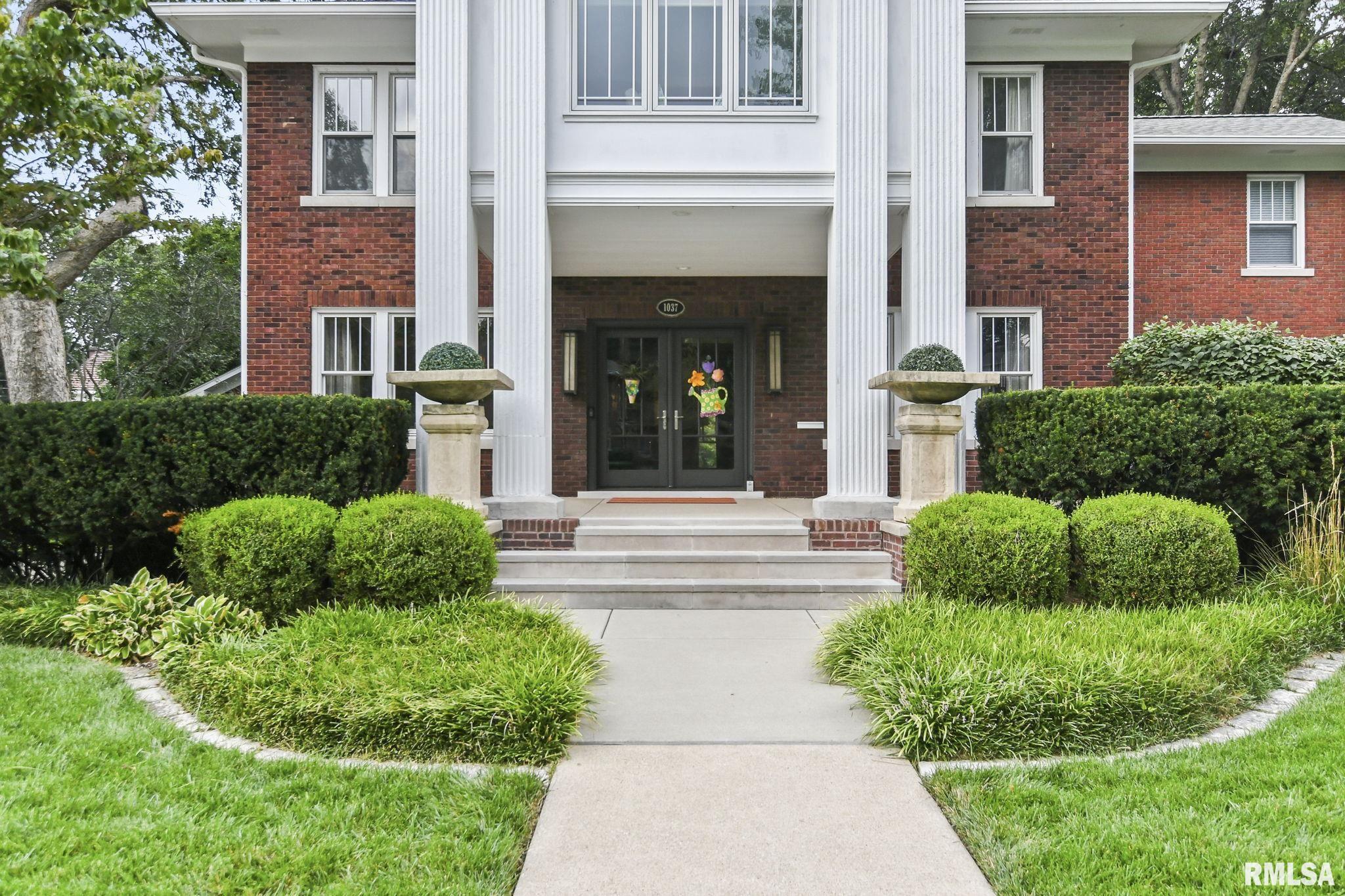 1037 WOODLAND Avenue