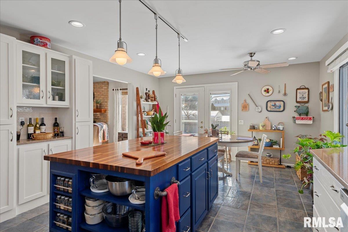 2612 Cedar Pond Drive