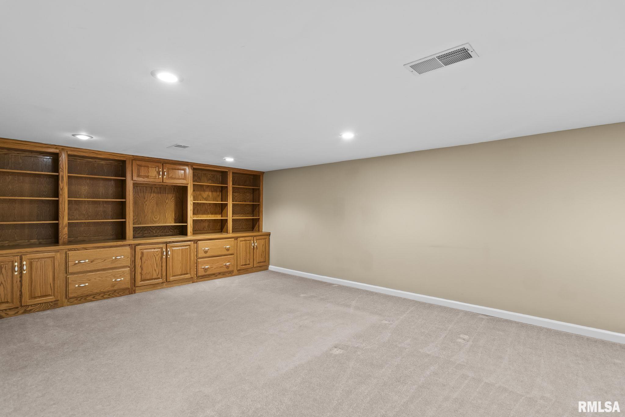 10 SUNSET Lane