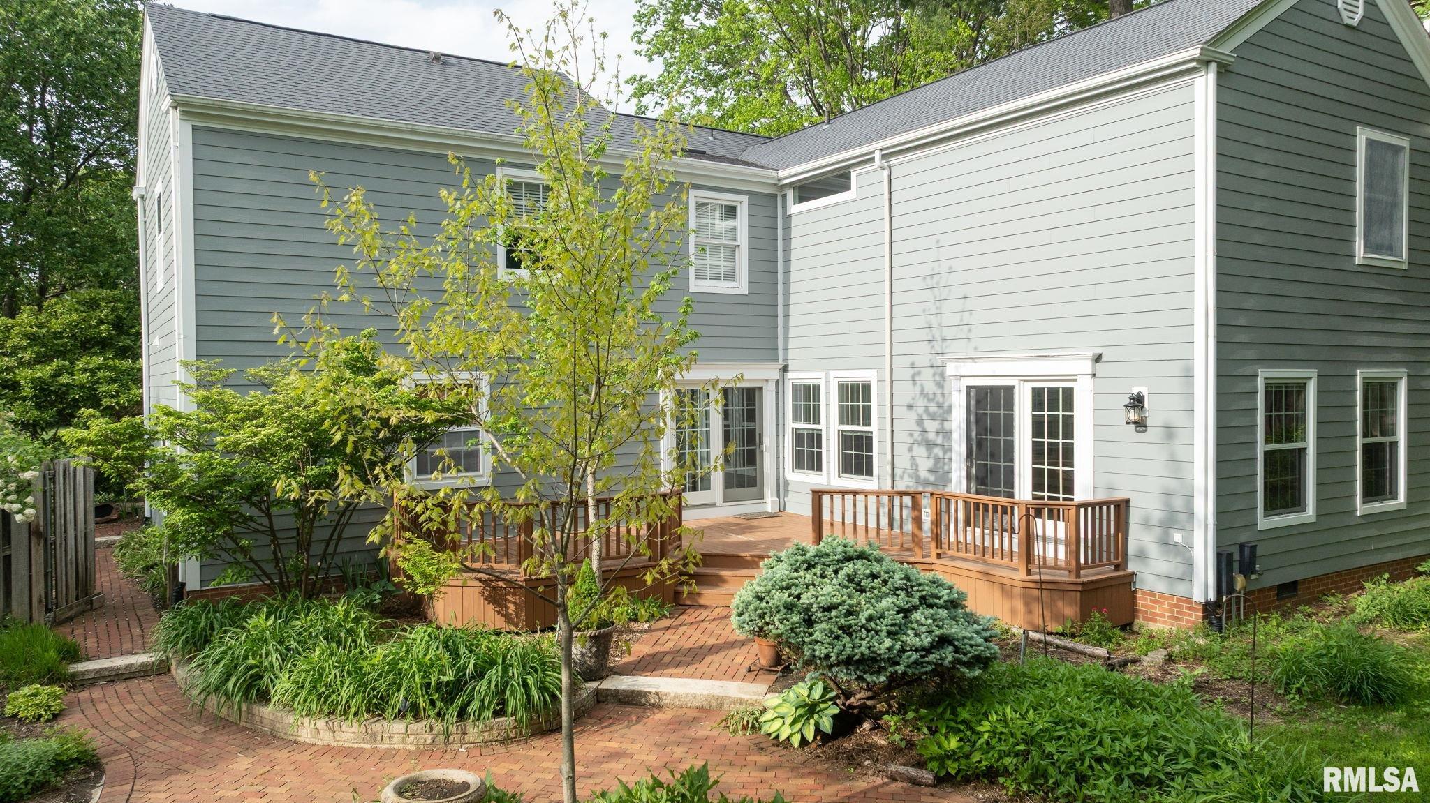 10 SUNSET Lane