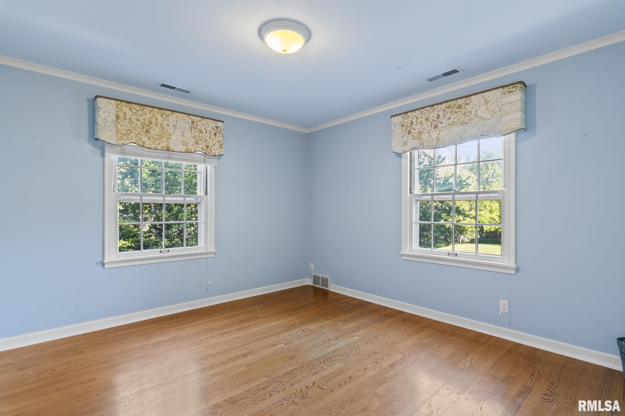 10 SUNSET Lane