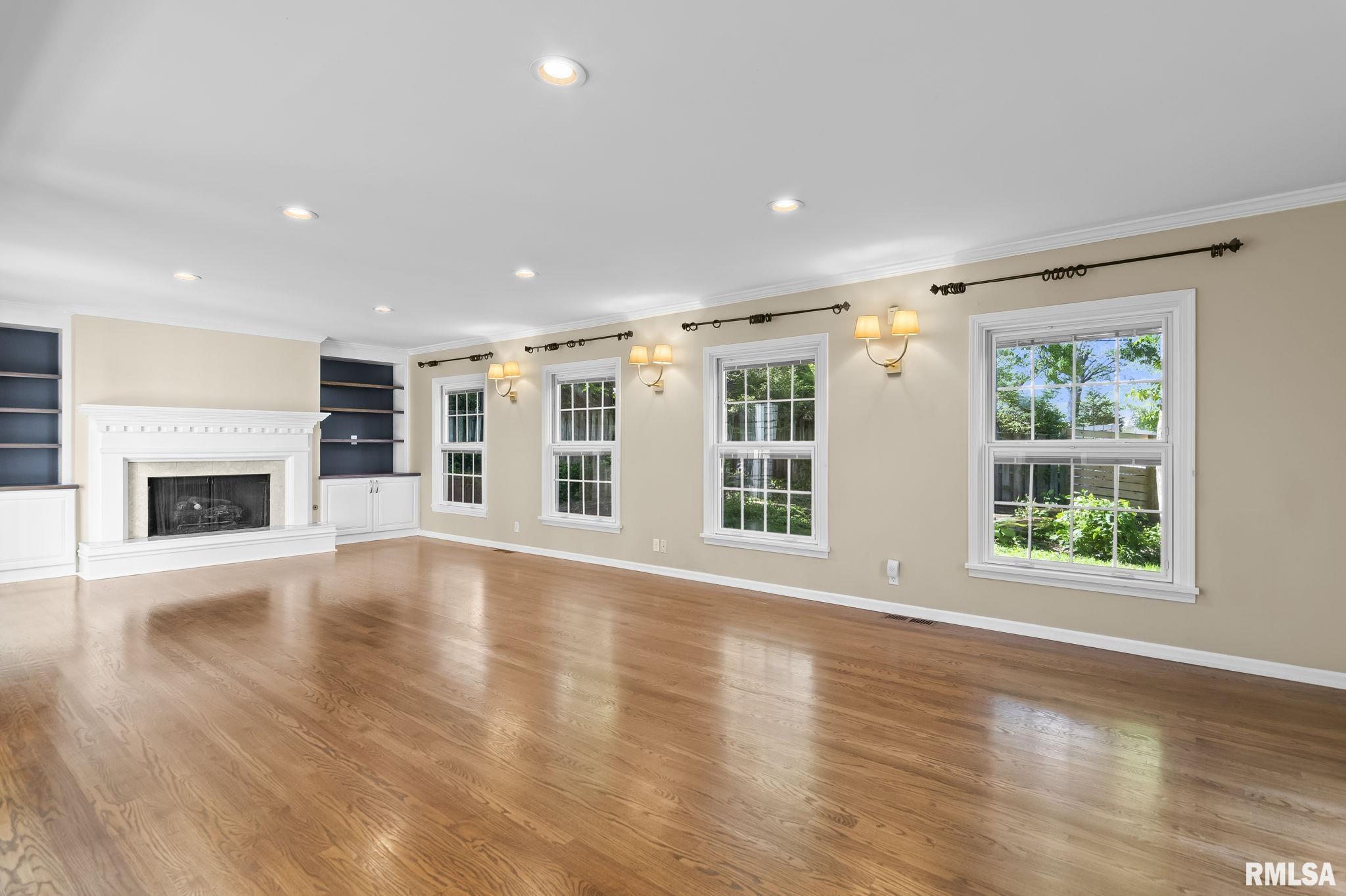 10 SUNSET Lane