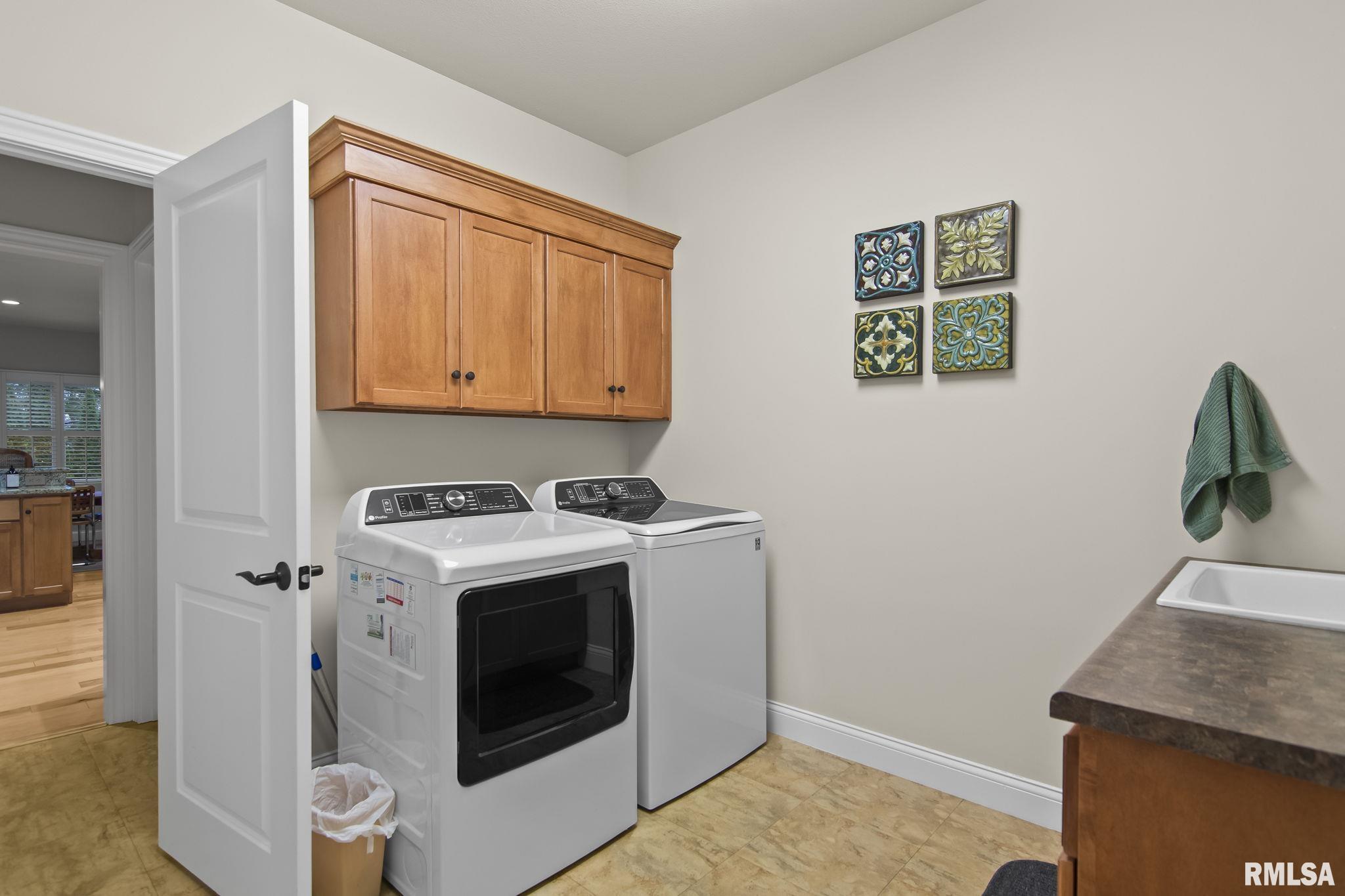 2216 Charlack Avenue