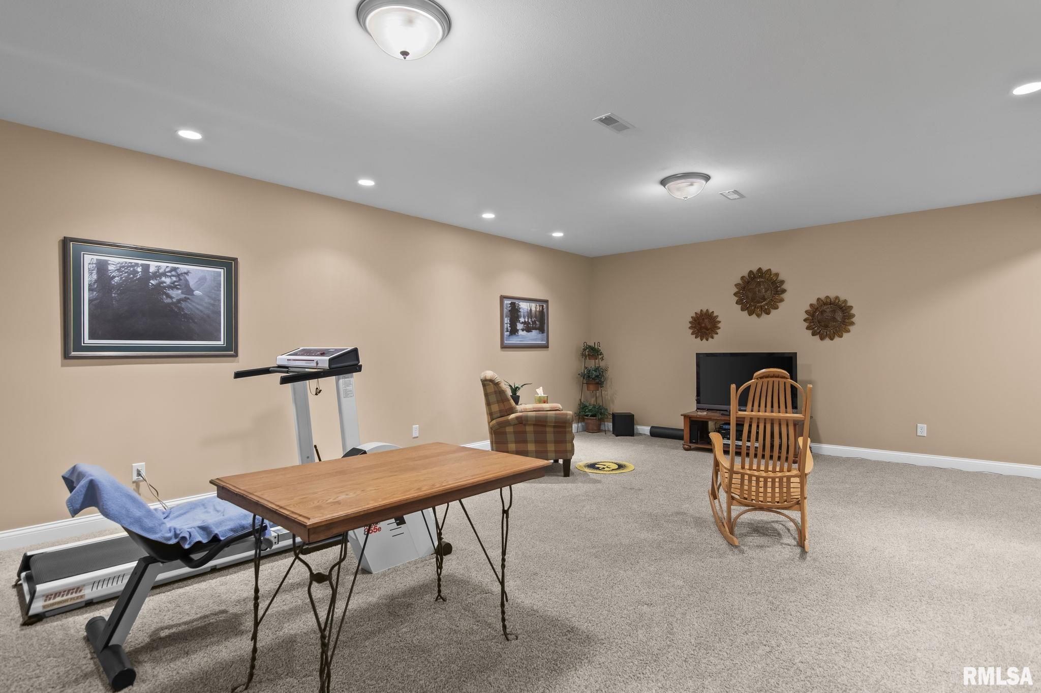 2216 Charlack Avenue