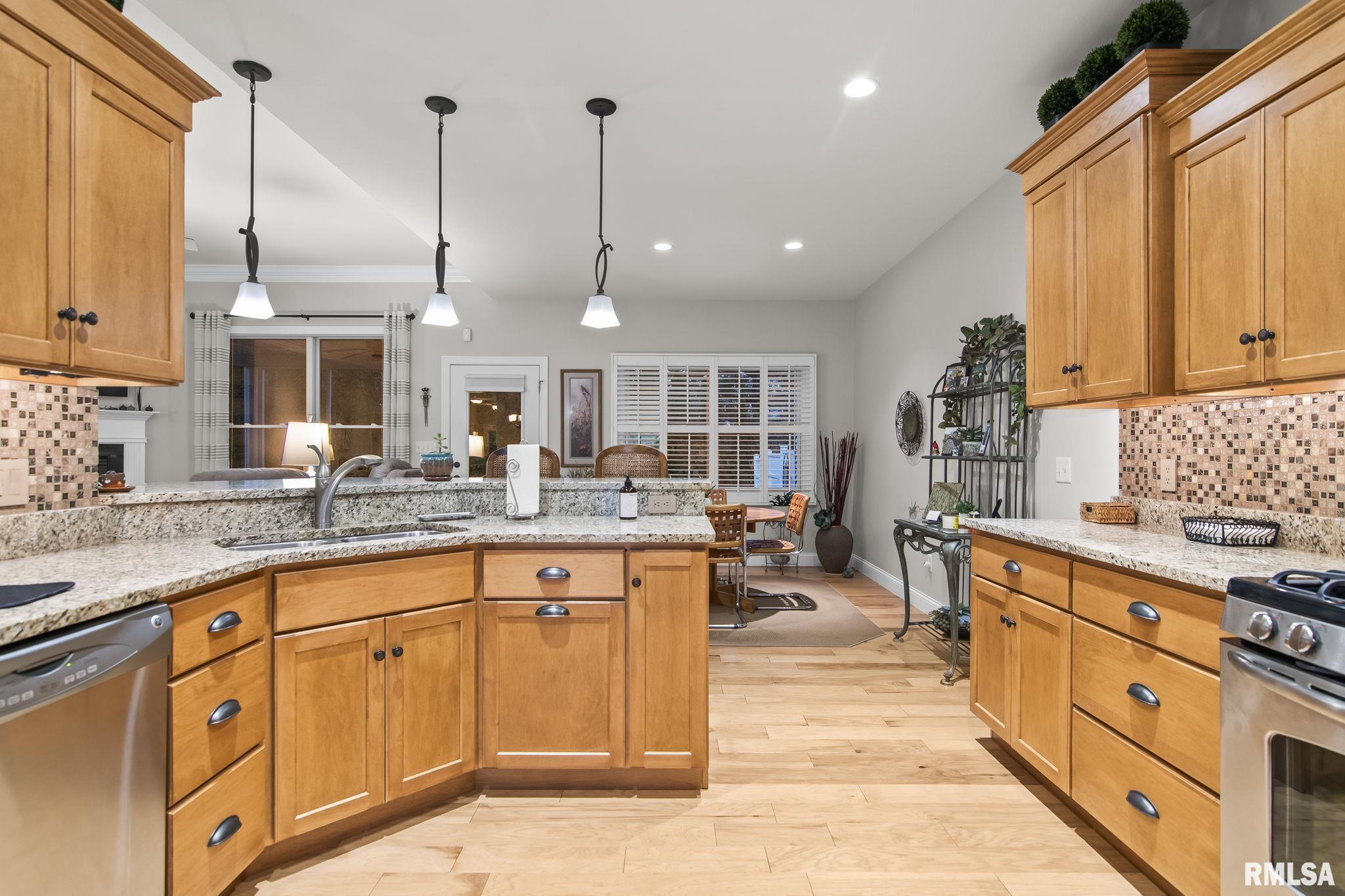 2216 Charlack Avenue