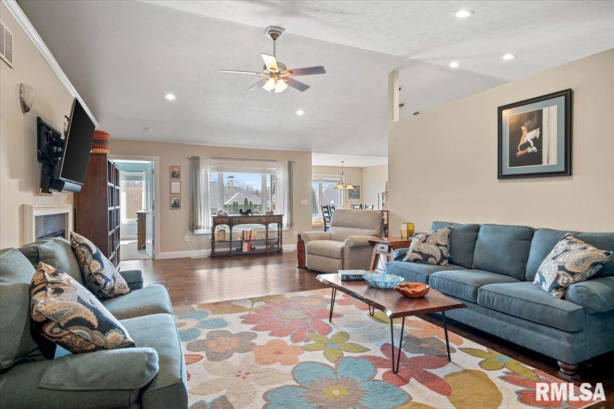 4090 Highbury Drive