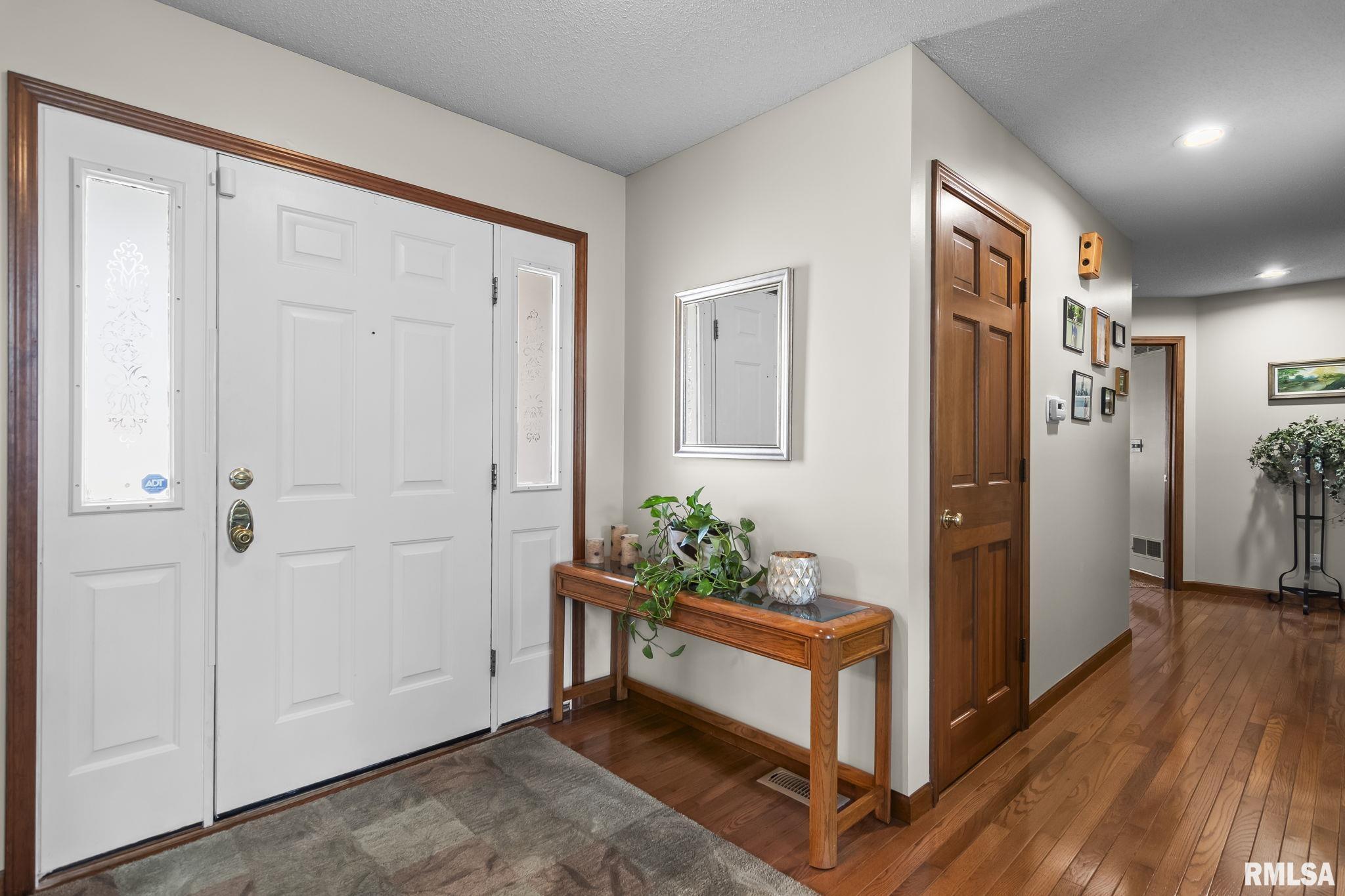 3924 OLD MILL Lane