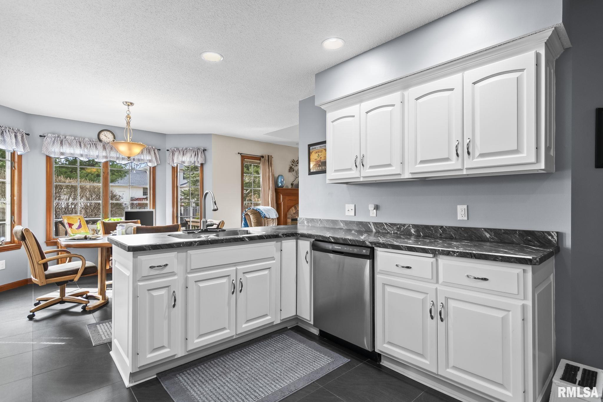 3924 OLD MILL Lane