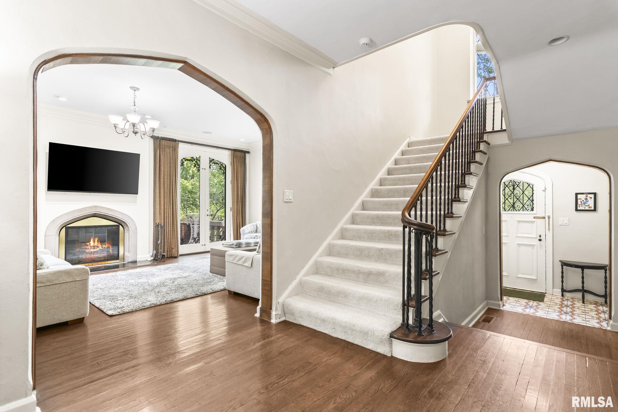 1050 WILLIAMS Boulevard