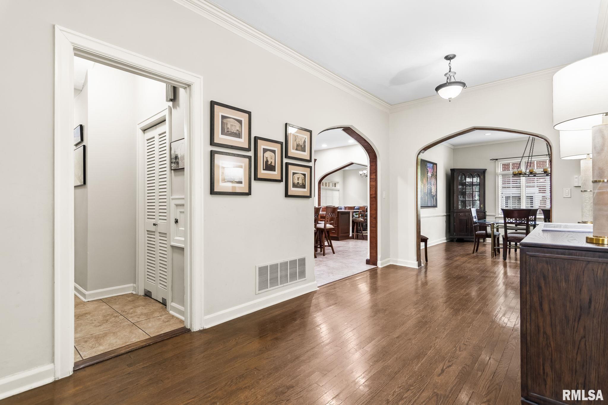 1050 WILLIAMS Boulevard