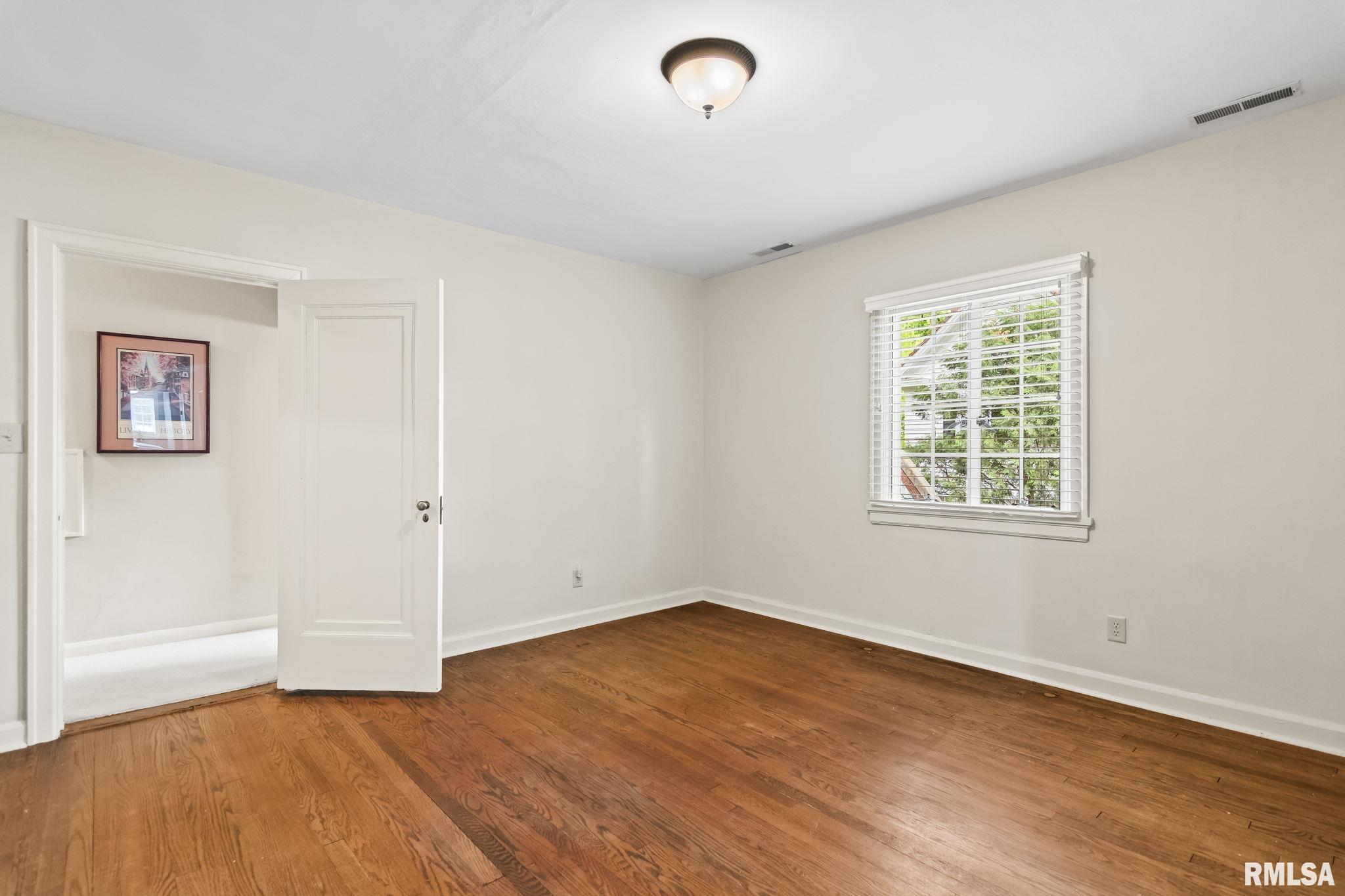 1050 WILLIAMS Boulevard