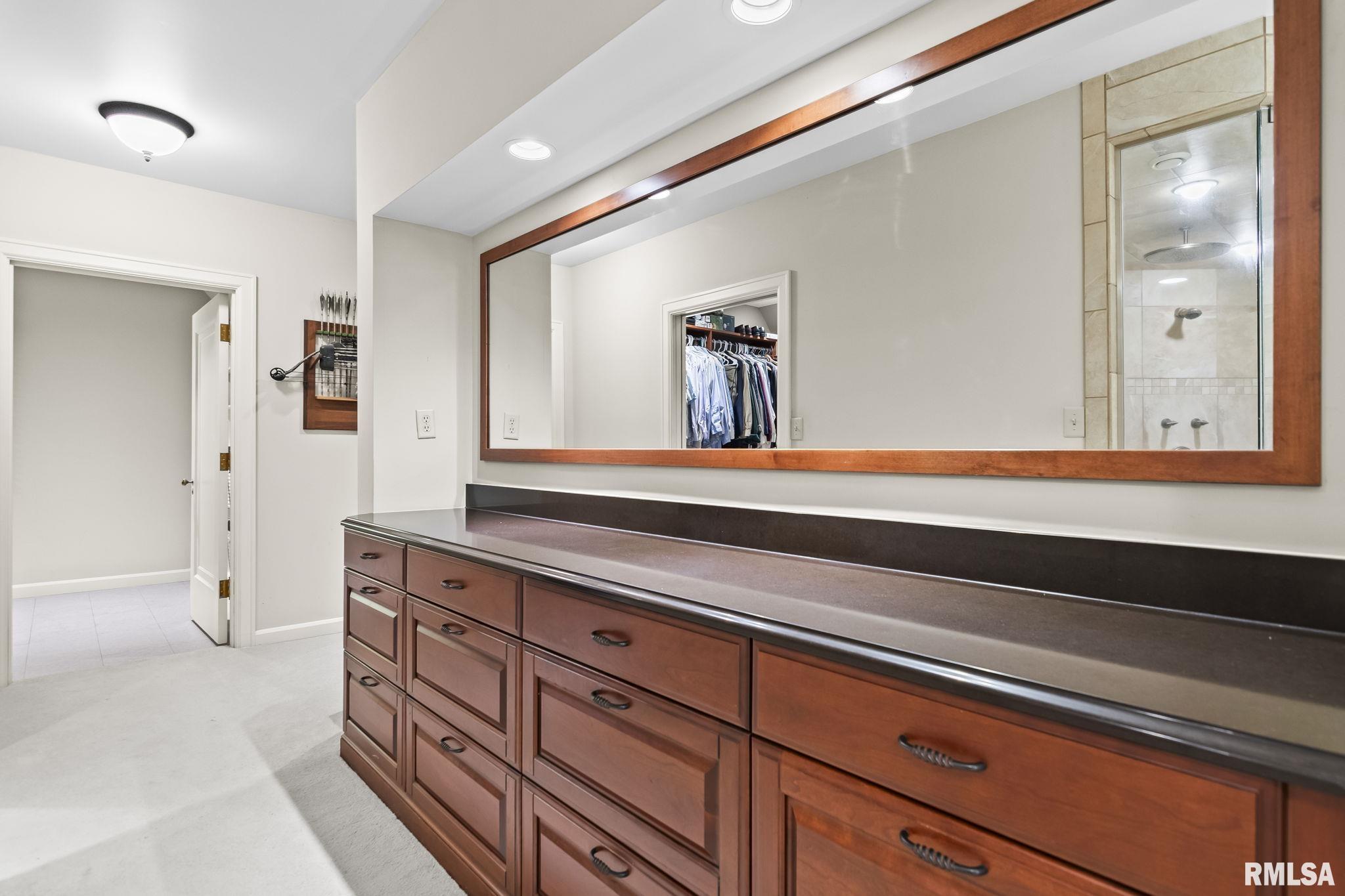 1050 WILLIAMS Boulevard