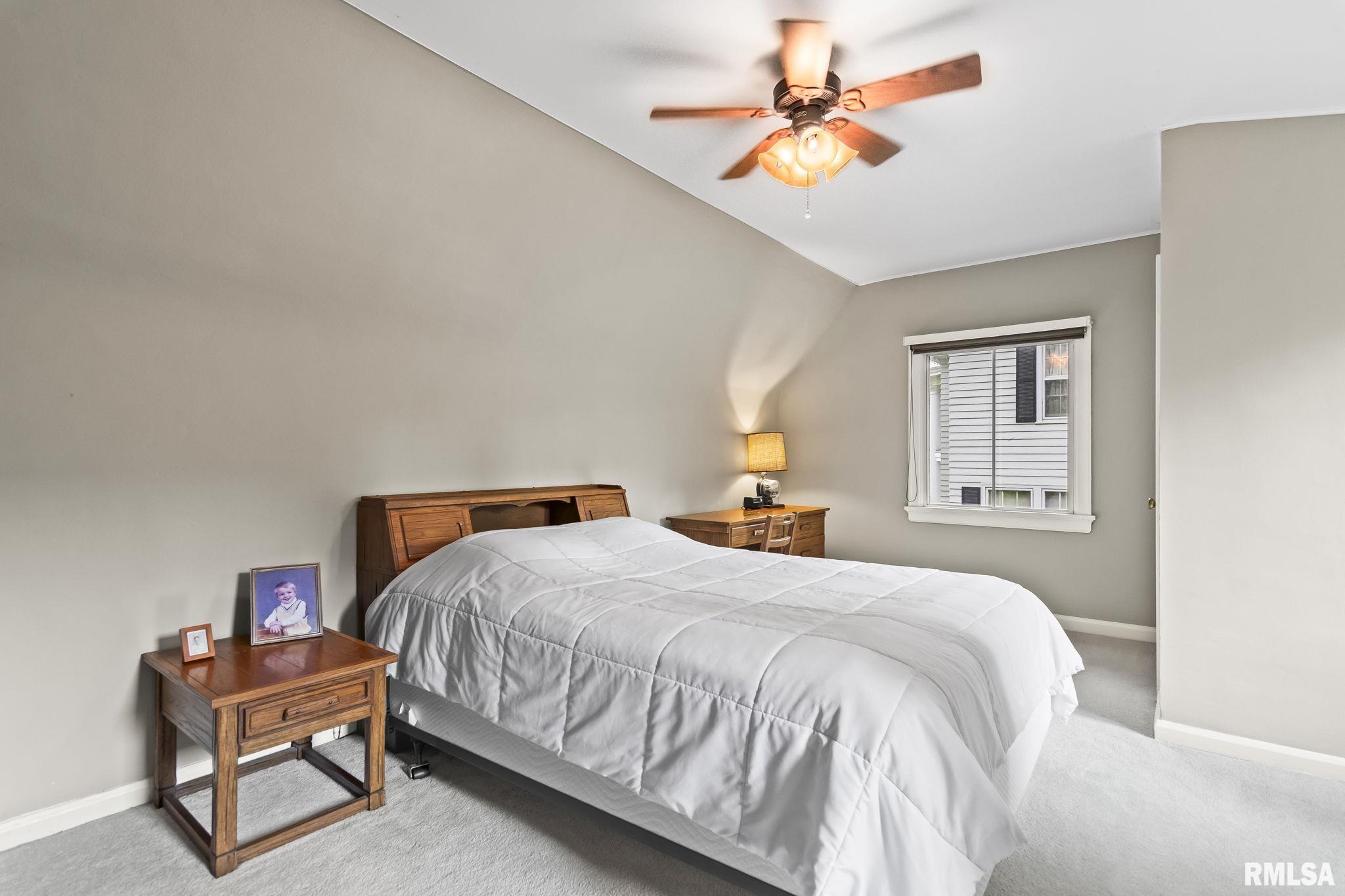 1050 WILLIAMS Boulevard