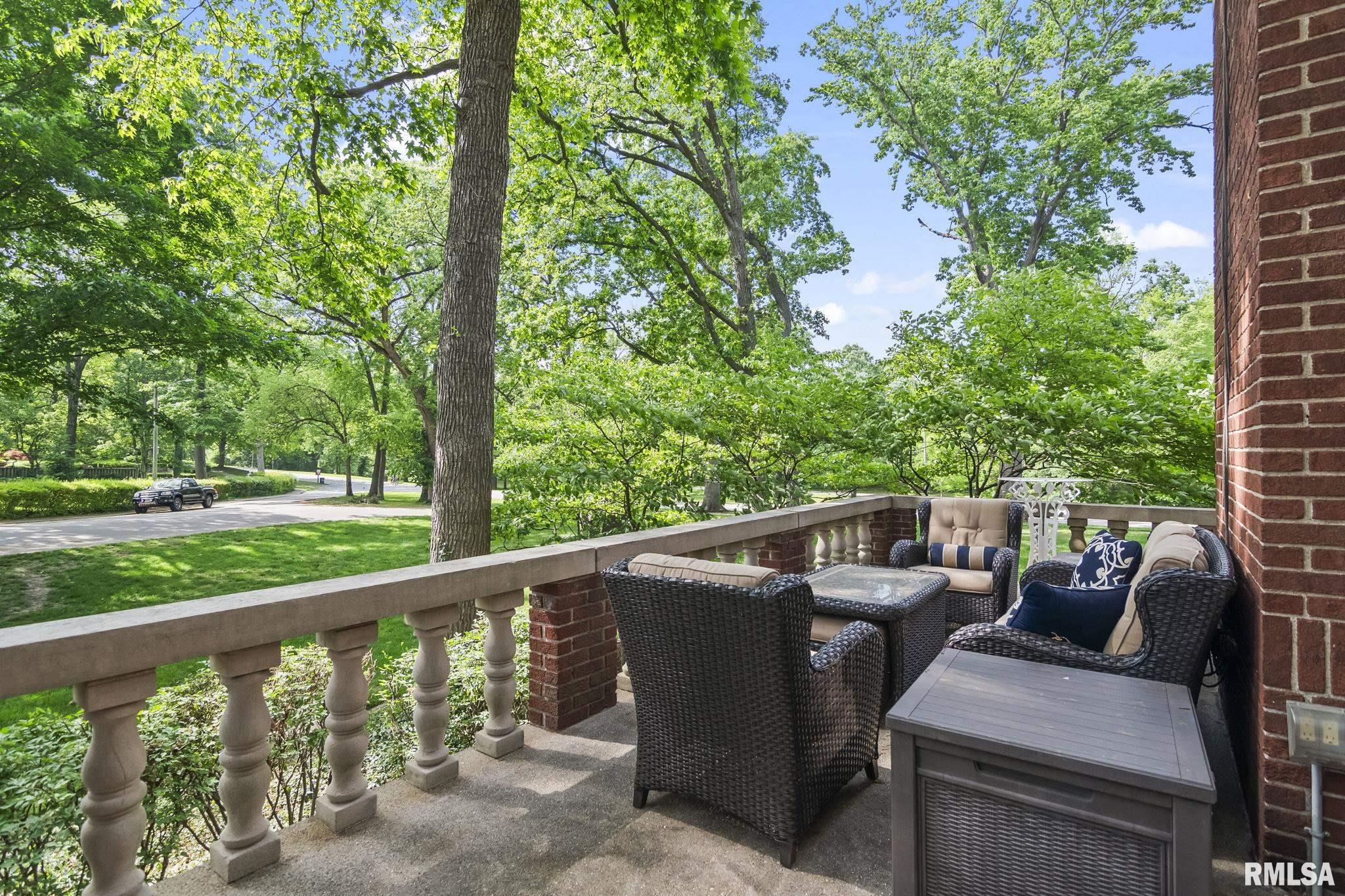 1050 WILLIAMS Boulevard