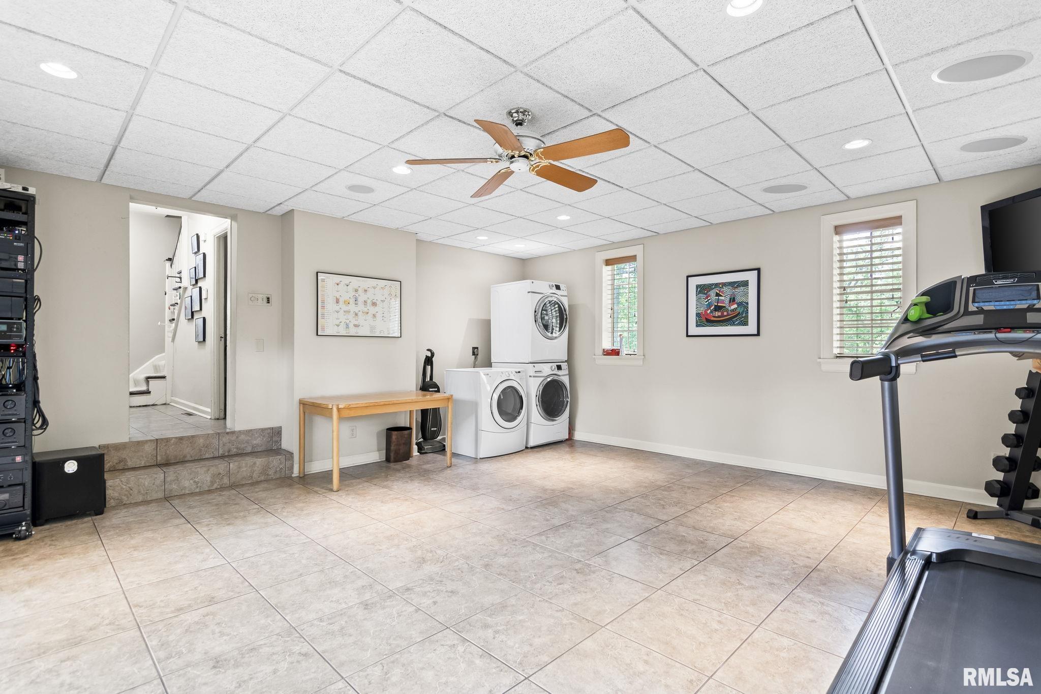 1050 WILLIAMS Boulevard