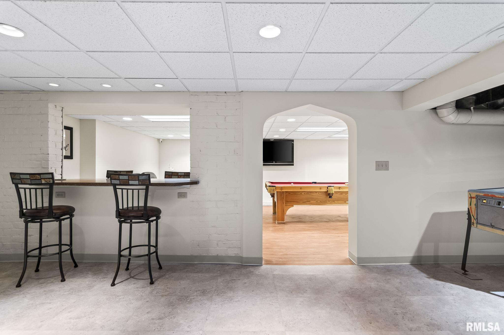 1050 WILLIAMS Boulevard