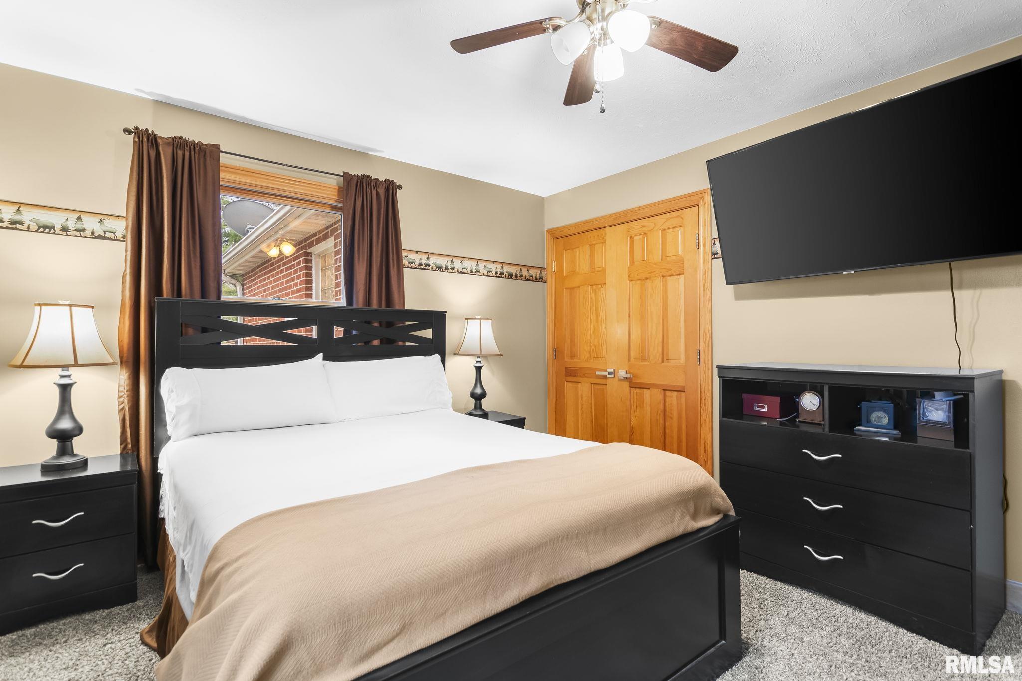 180 East Hazel Dell Lane