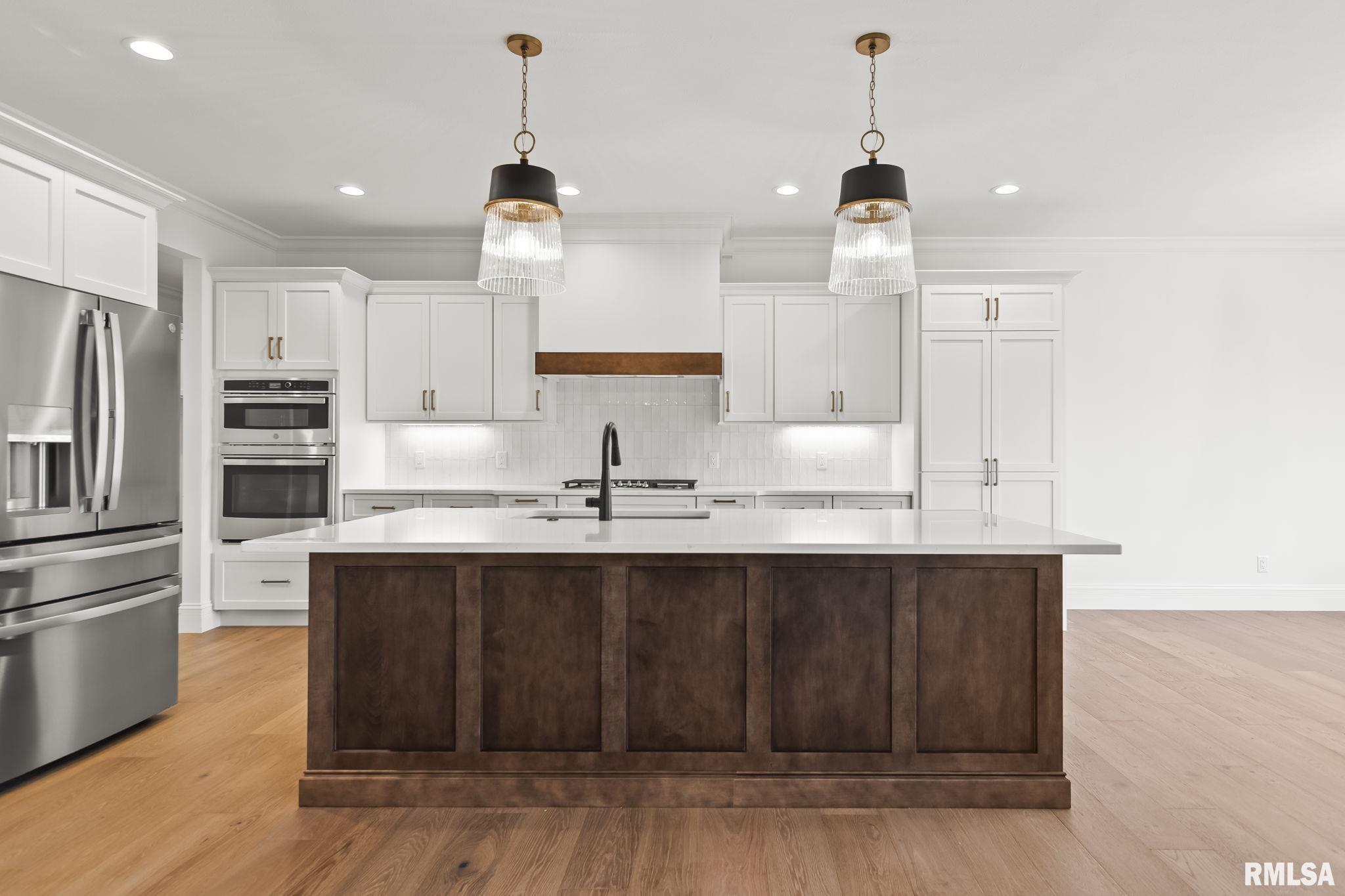 1807 WILLOW BEND